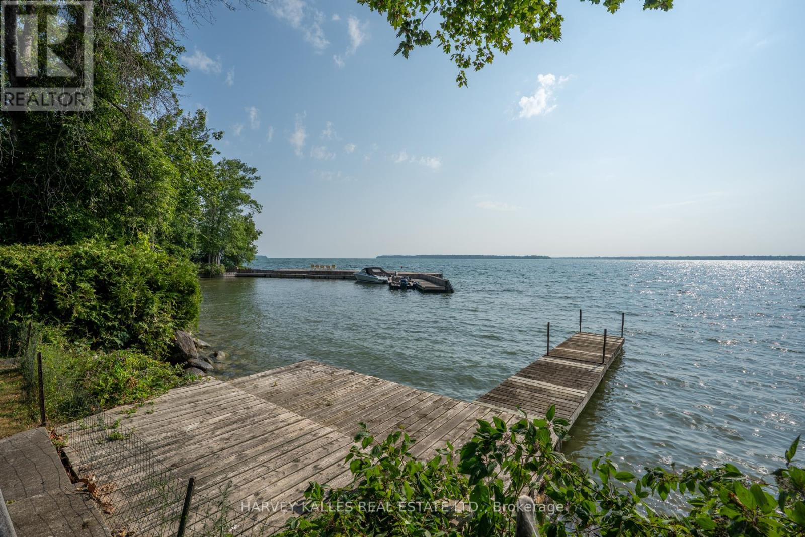 607 Cedarvale Drive, Innisfil, Ontario  L9S 4L1 - Photo 6 - N13111730