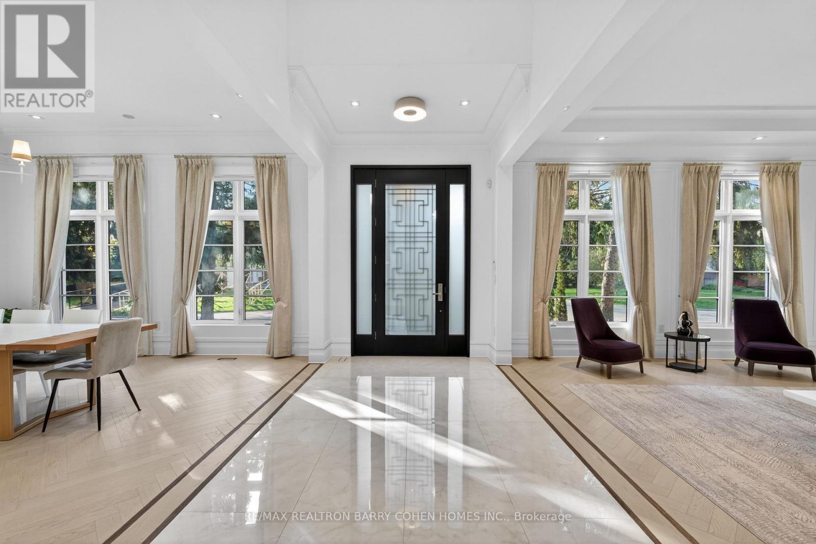 34 Greengate Road, Toronto, Ontario  M3B 1E8 - Photo 4 - C13113290