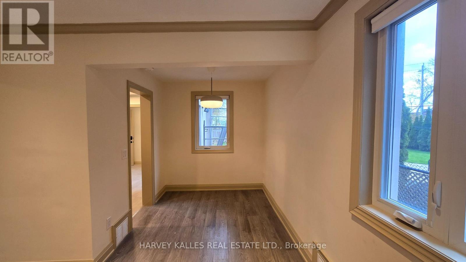Main - 279 Cornelius Parkway, Toronto, Ontario  M3K 1T6 - Photo 10 - W13113698
