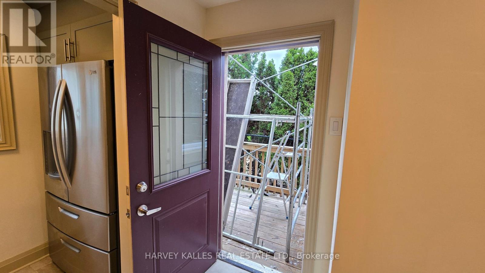Main - 279 Cornelius Parkway, Toronto, Ontario  M3K 1T6 - Photo 16 - W13113698