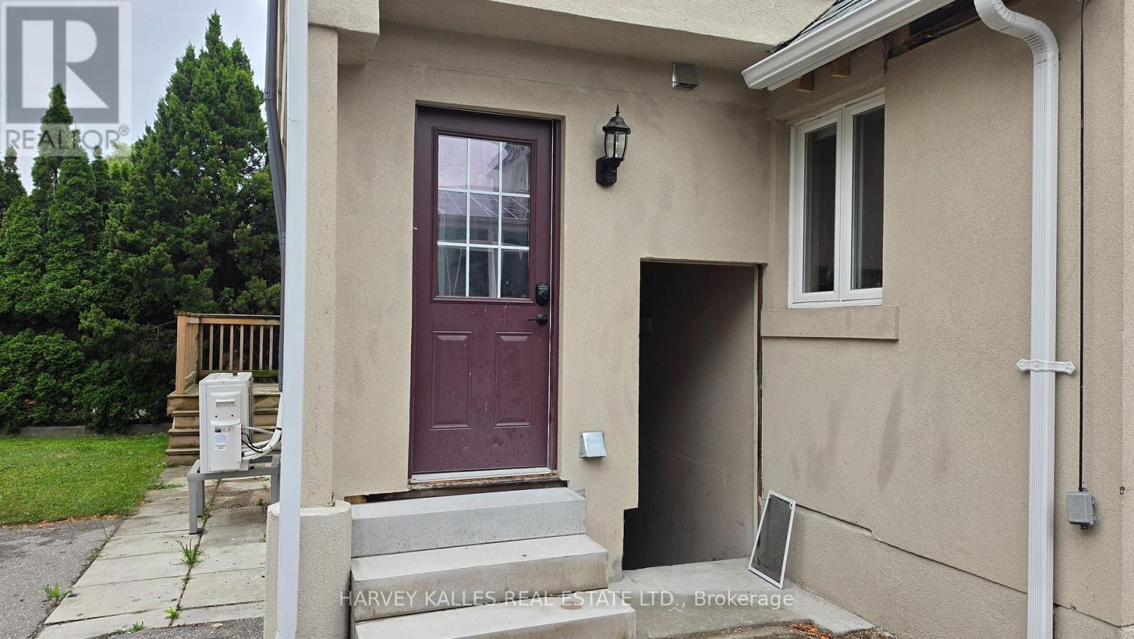 Main - 279 Cornelius Parkway, Toronto, Ontario  M3K 1T6 - Photo 35 - W13113698