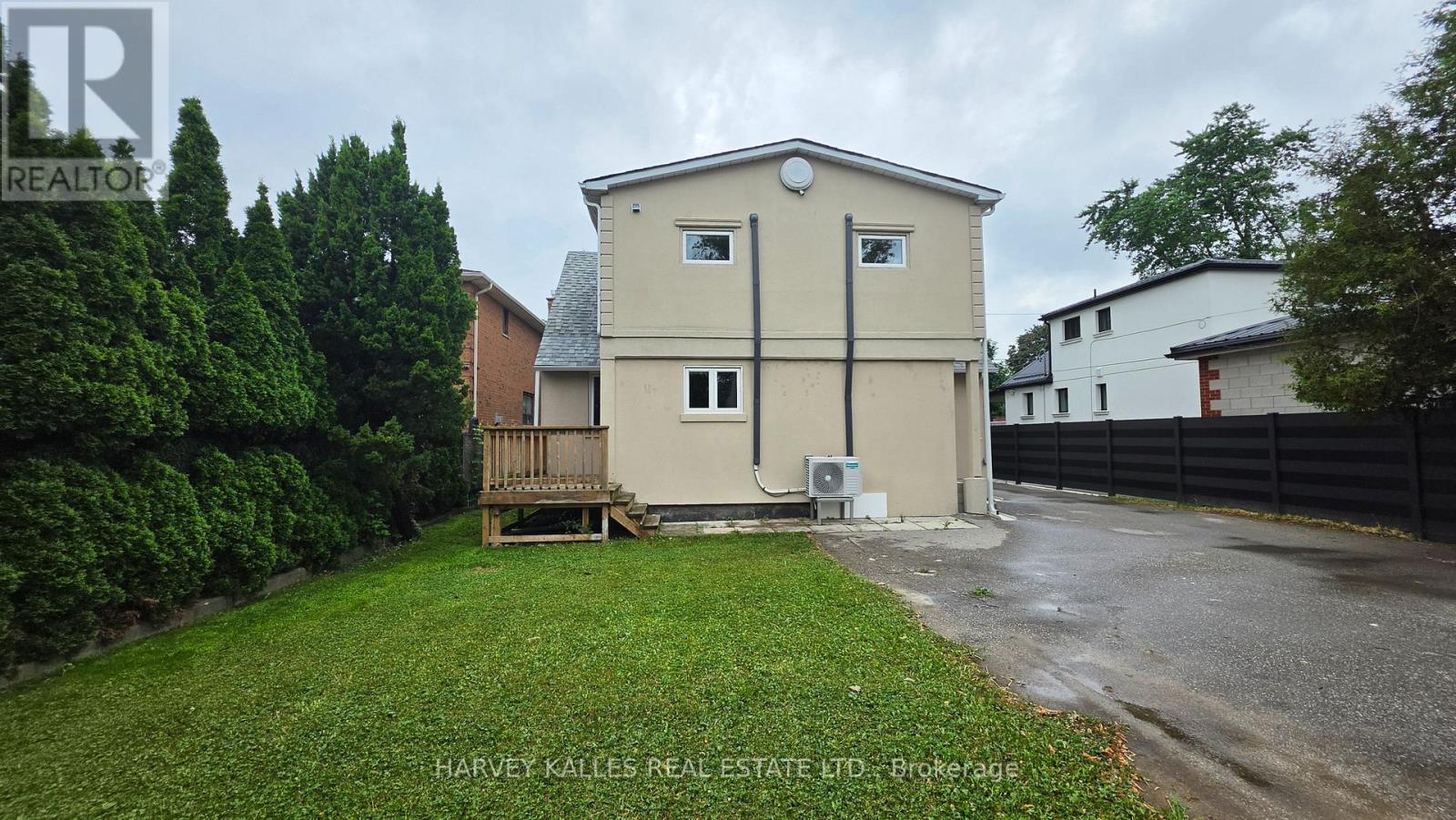 Main - 279 Cornelius Parkway, Toronto, Ontario  M3K 1T6 - Photo 39 - W13113698