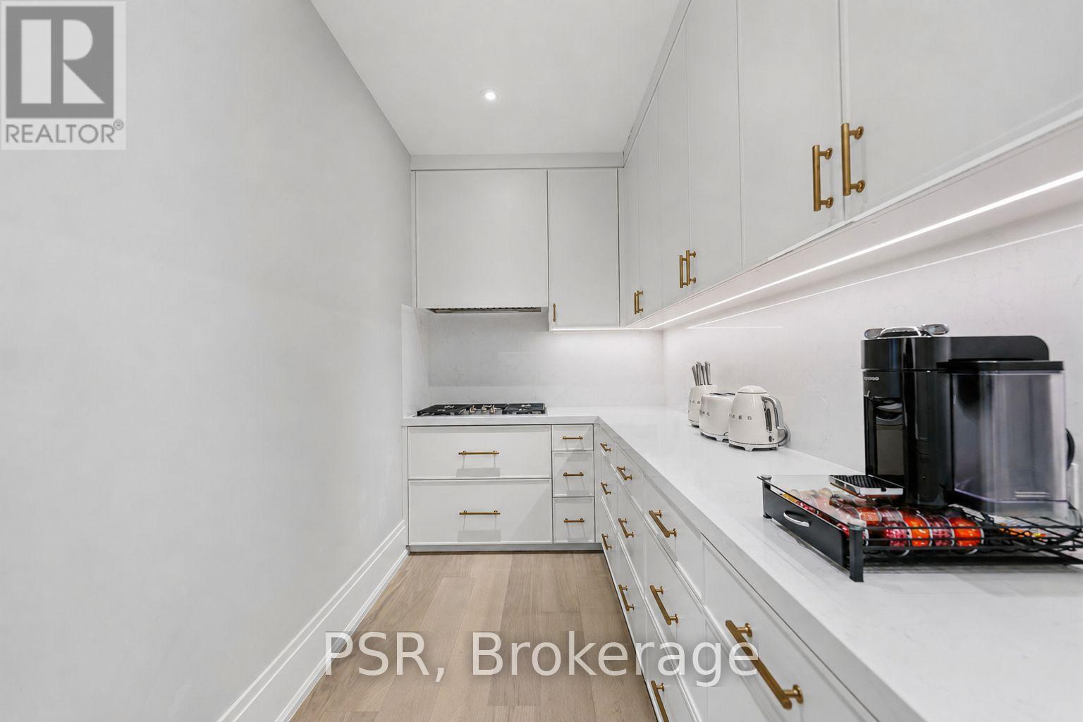 117 Yonge Boulevard, Toronto, Ontario  M5M 3H2 - Photo 14 - C13116970