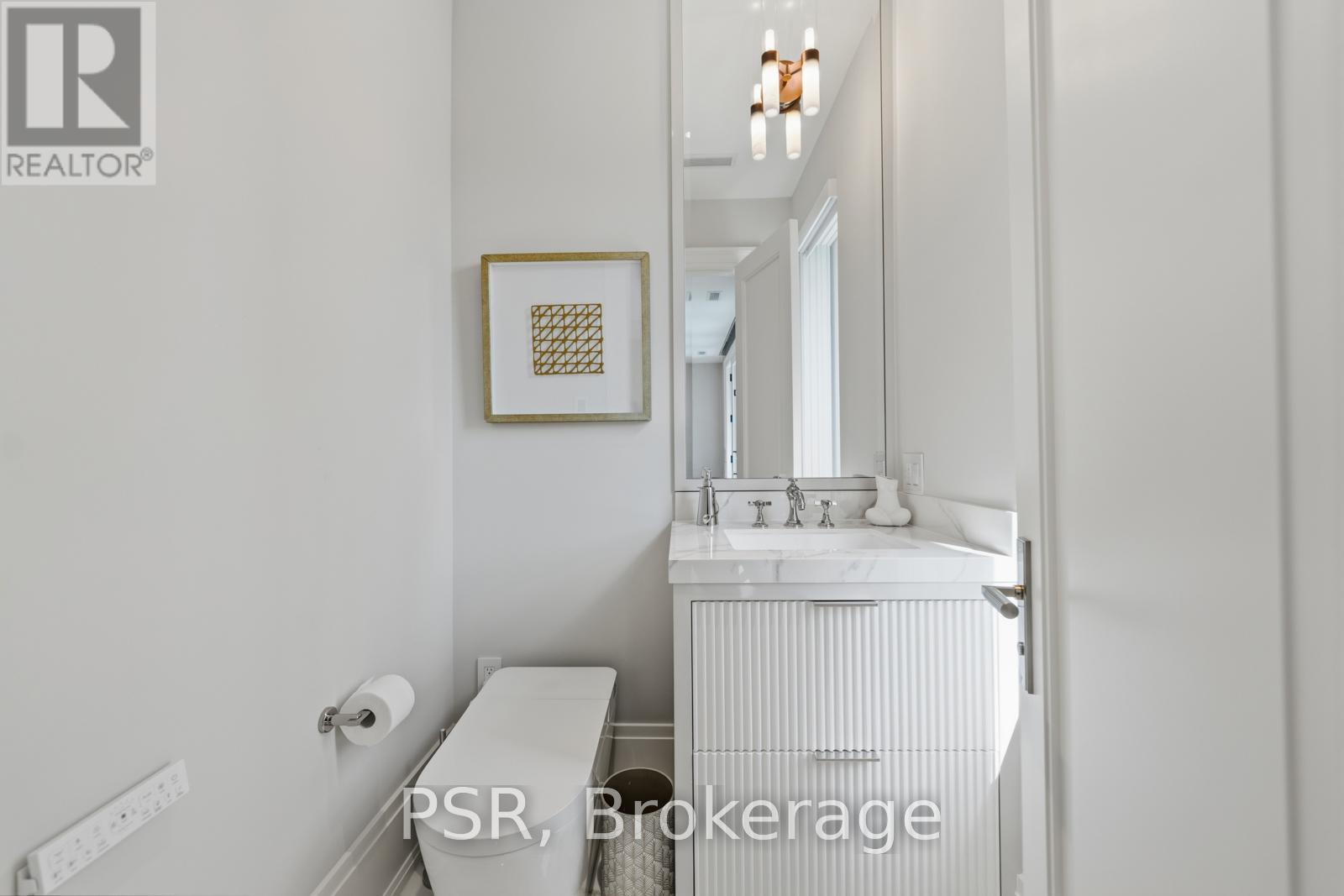 117 Yonge Boulevard, Toronto, Ontario  M5M 3H2 - Photo 22 - C13116970