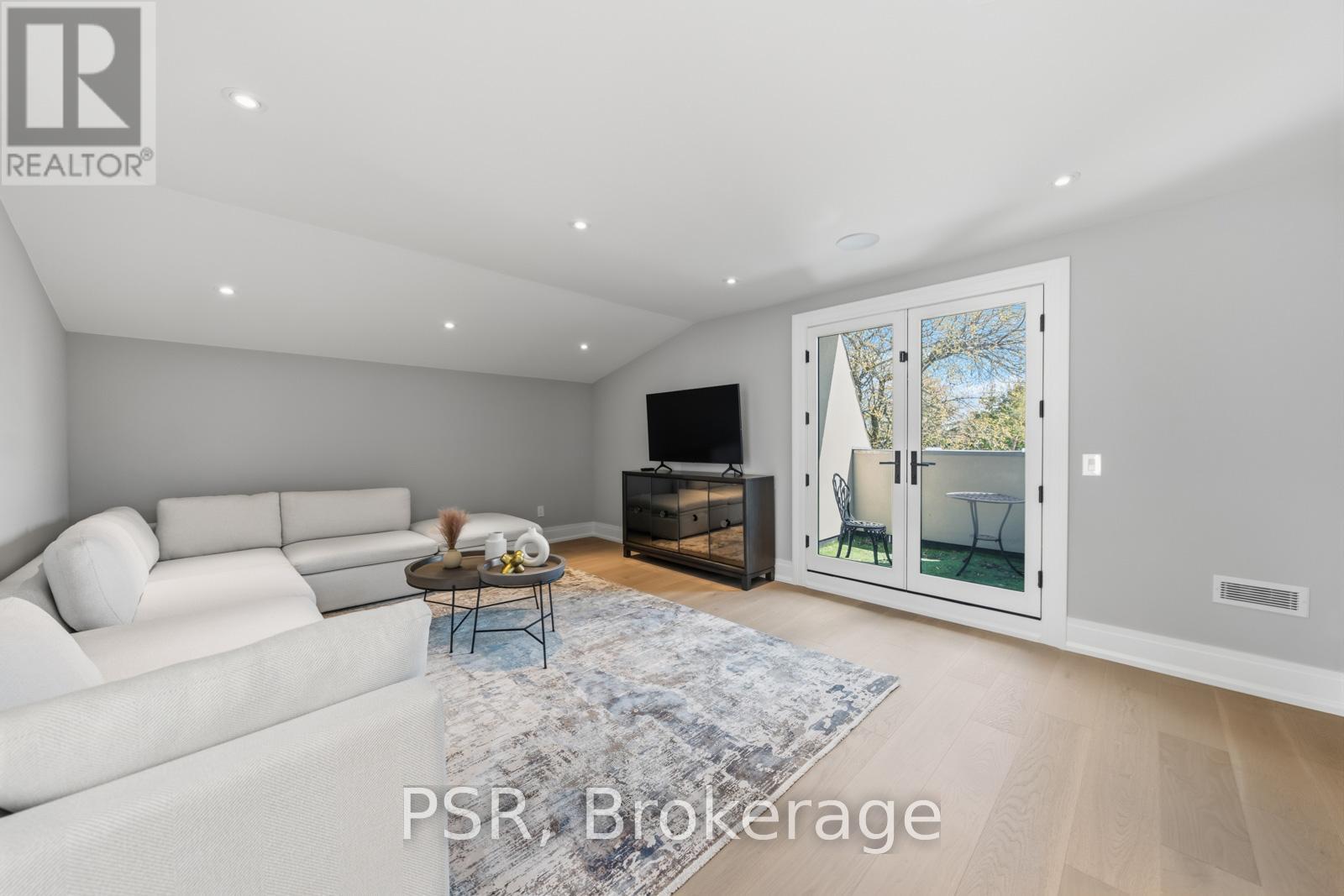 117 Yonge Boulevard, Toronto, Ontario  M5M 3H2 - Photo 36 - C13116970