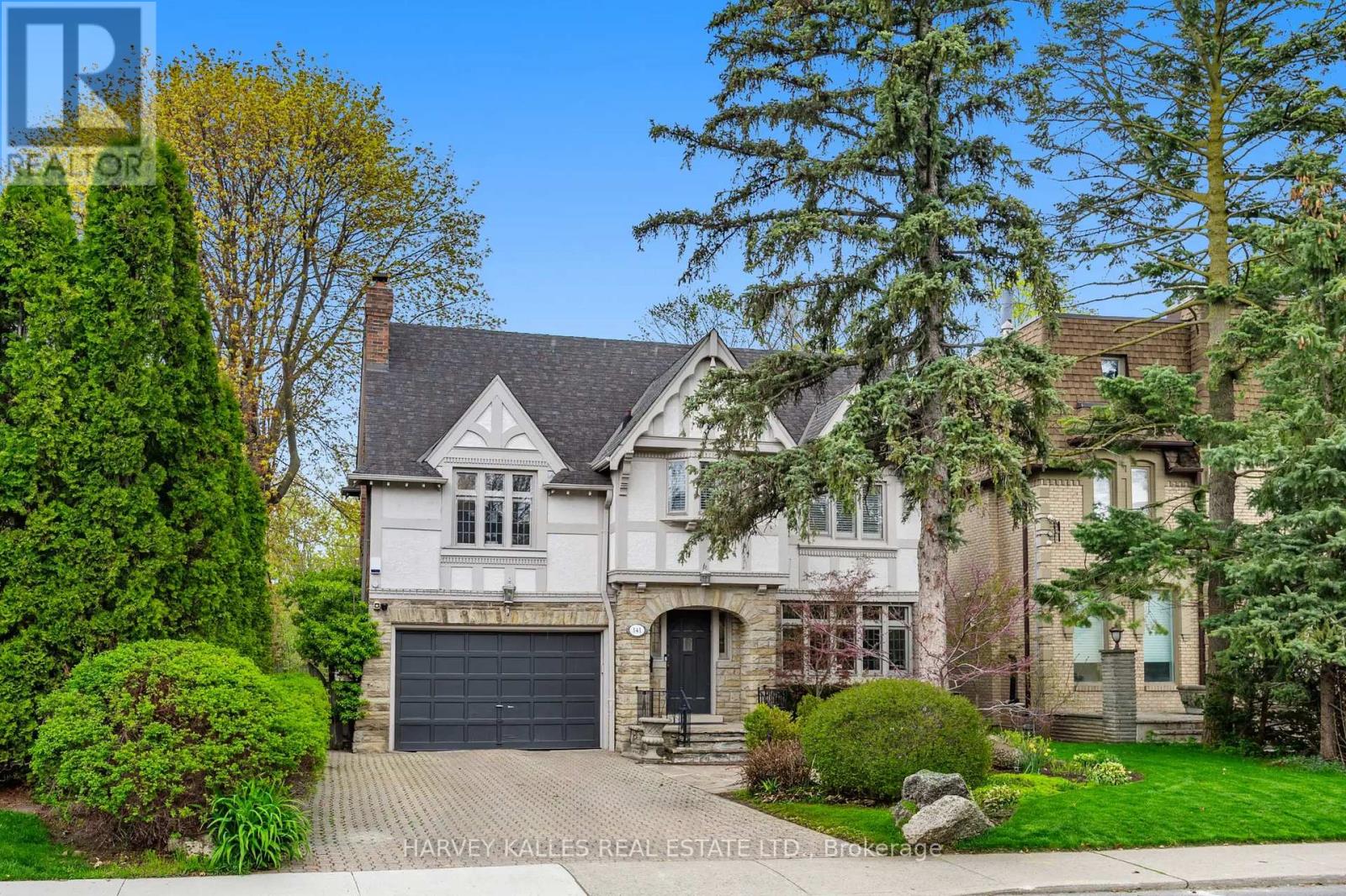 141 OLD FOREST HILL ROAD, Toronto, Ontario