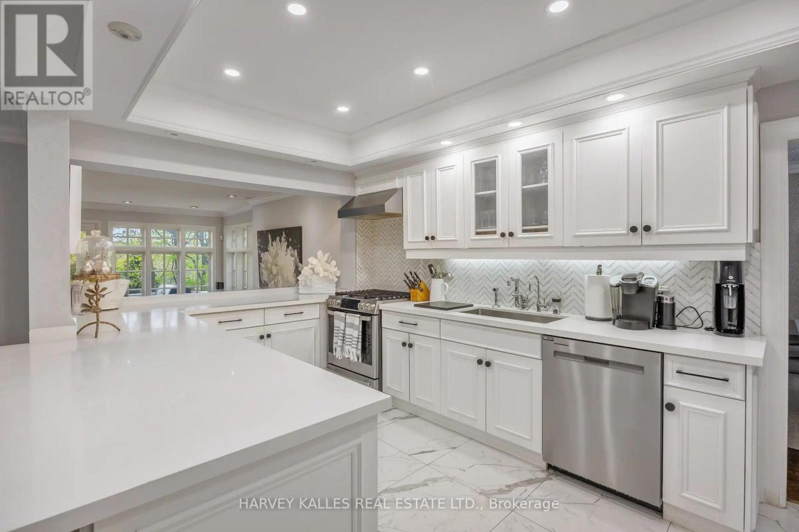 141 Old Forest Hill Road, Toronto, Ontario  M5N 2N7 - Photo 15 - C13119552