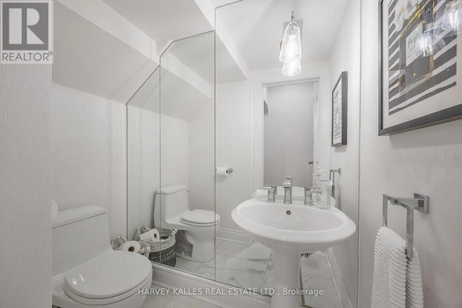 141 Old Forest Hill Road, Toronto, Ontario  M5N 2N7 - Photo 8 - C13119552