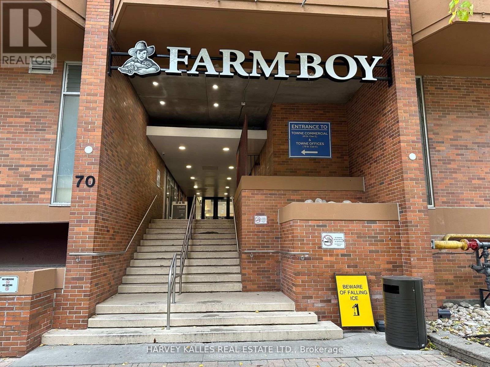 210 - 79 St Clair Avenue E, Toronto, Ontario M4T 1M5 - Photo 9 - C13124934