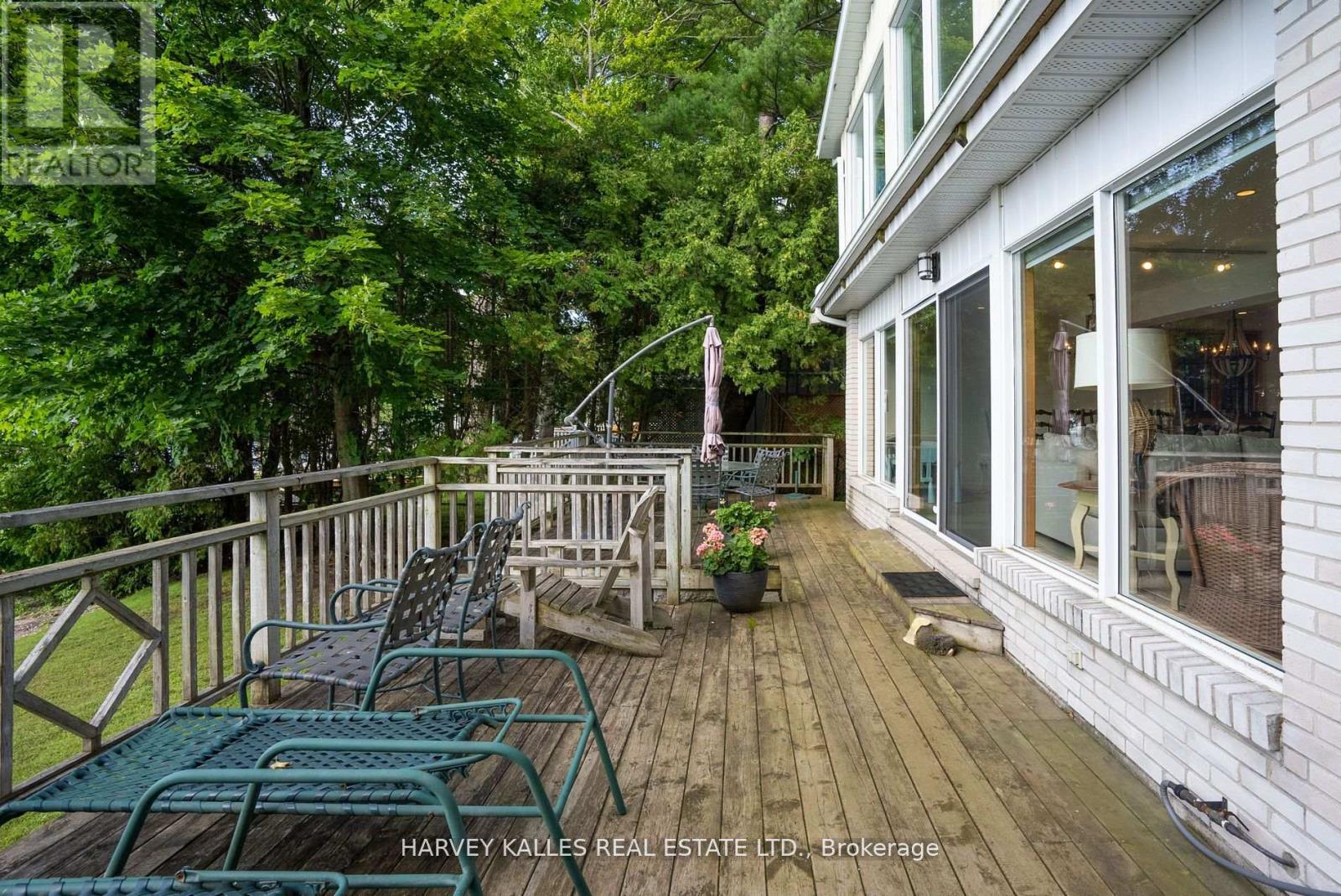22 Gooch Park Drive, Innisfil, Ontario L9S 2S6 - Photo 11 - N13130500