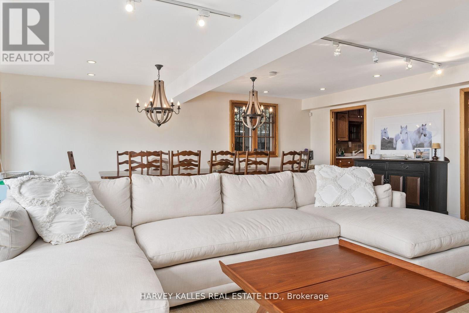 22 Gooch Park Drive, Innisfil, Ontario L9S 2S6 - Photo 24 - N13130500