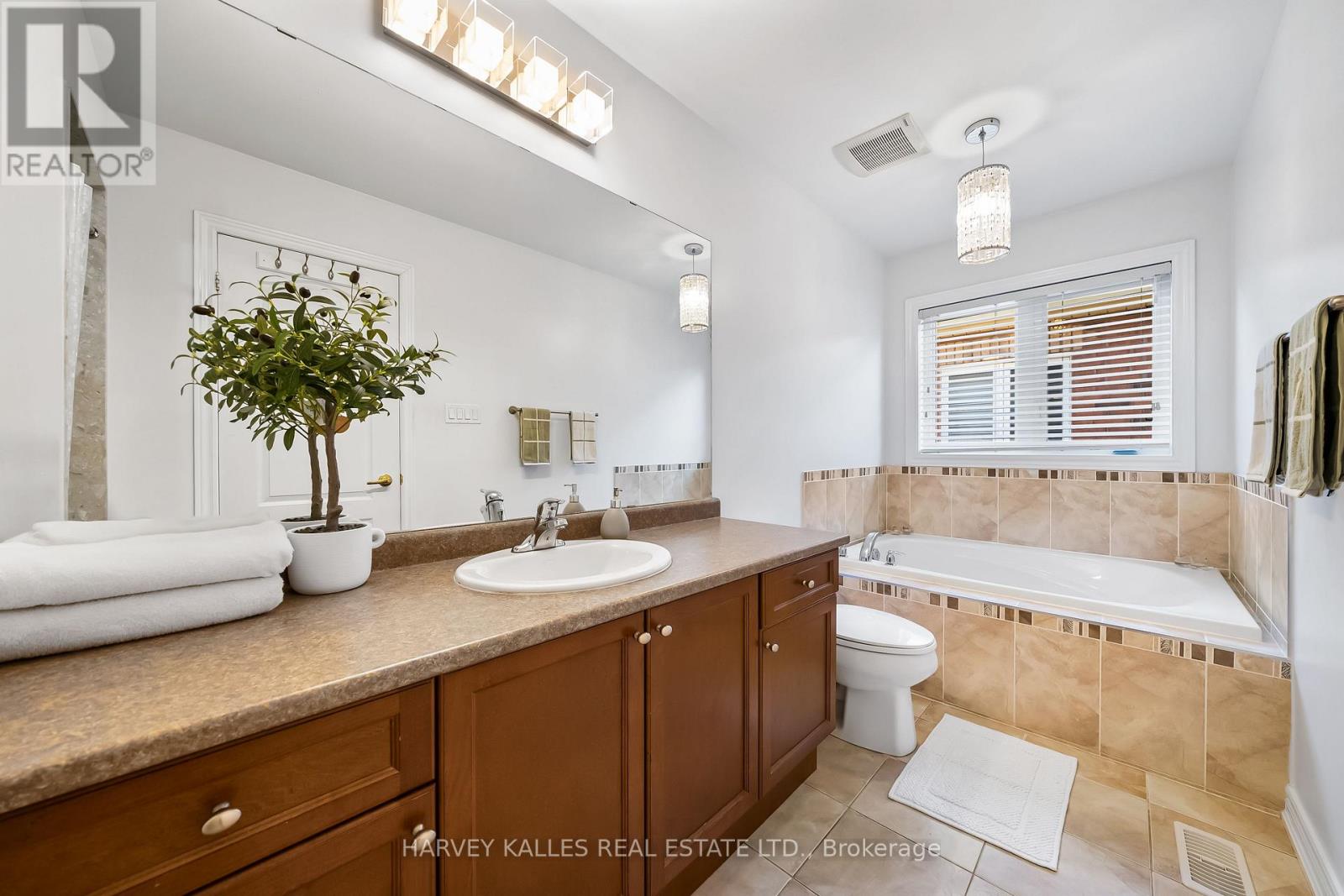 36 Boundbrook Drive, Brampton, Ontario L7A 0M2 - Photo 27 - W13130526