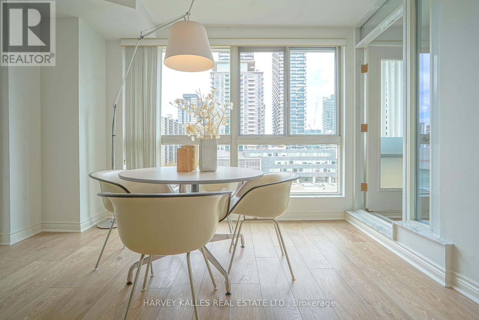609 - 7 BROADWAY AVENUE, Toronto, Ontario