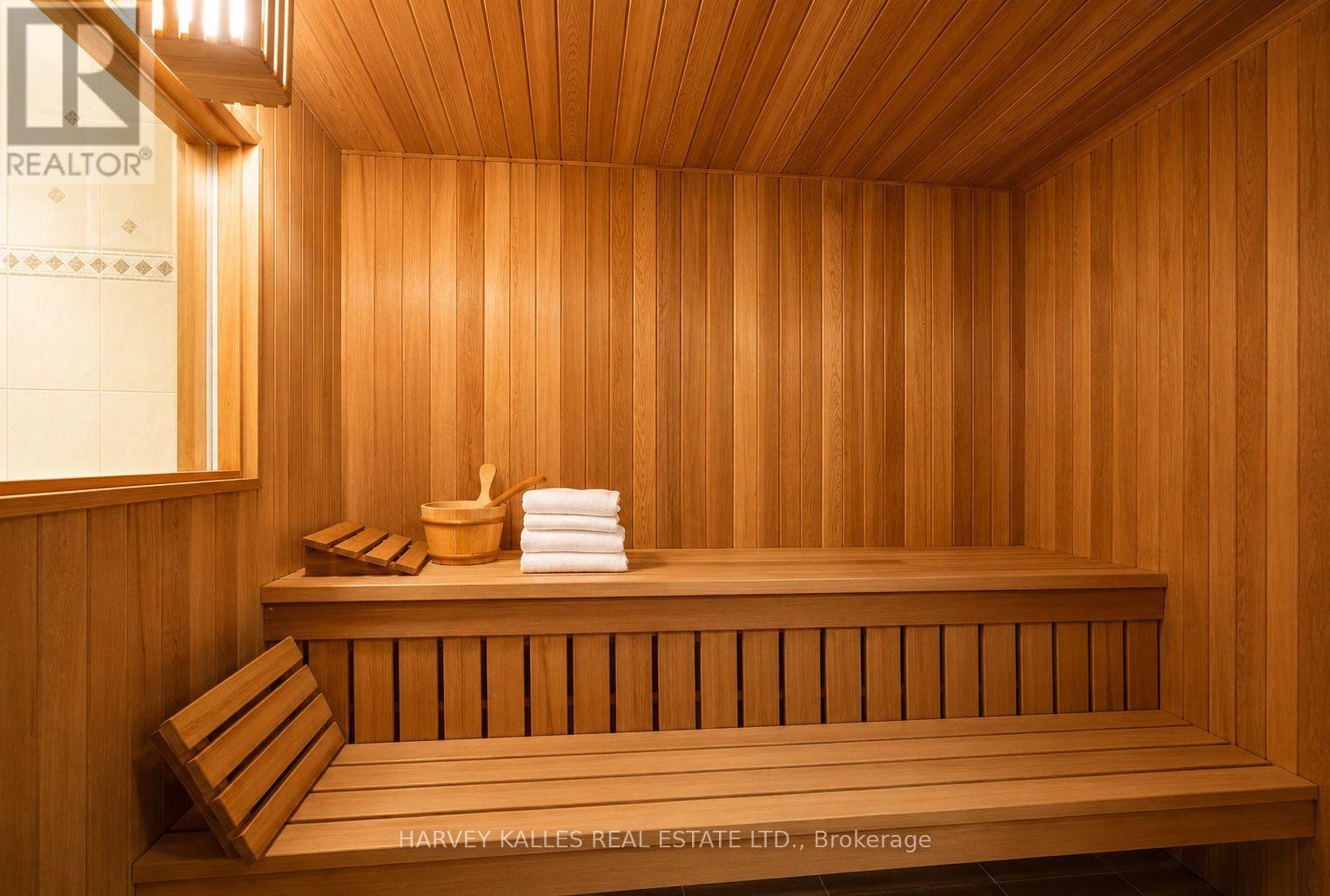 1 Knightswood Road, Toronto, Ontario  M4N 2G9 - Photo 25 - C13135628