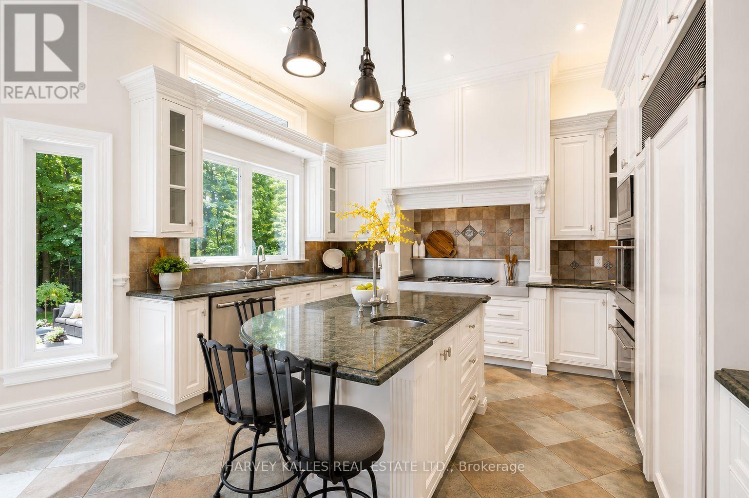 1 Knightswood Road, Toronto, Ontario  M4N 2G9 - Photo 8 - C13135628