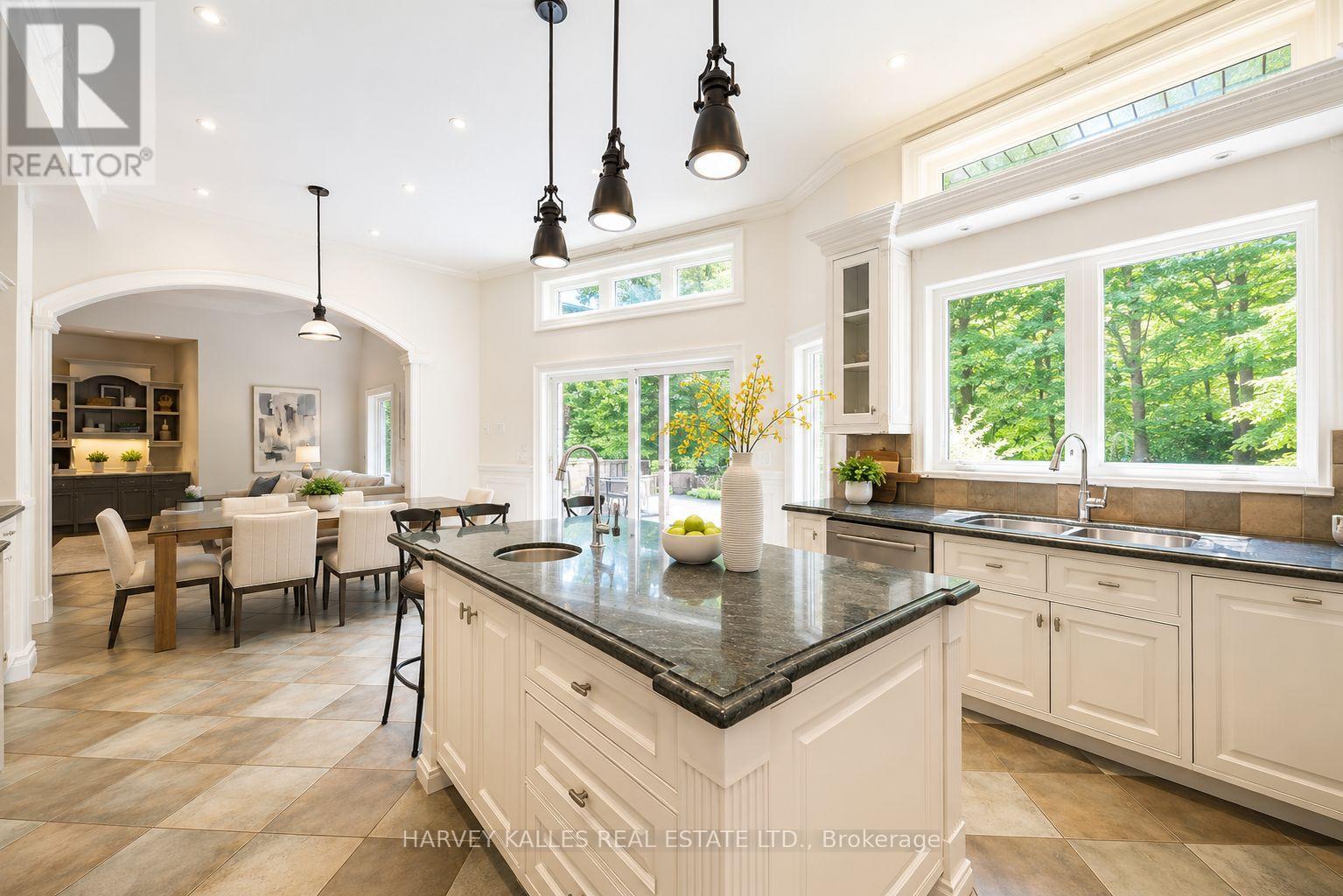 1 Knightswood Road, Toronto, Ontario  M4N 2G9 - Photo 9 - C13135628