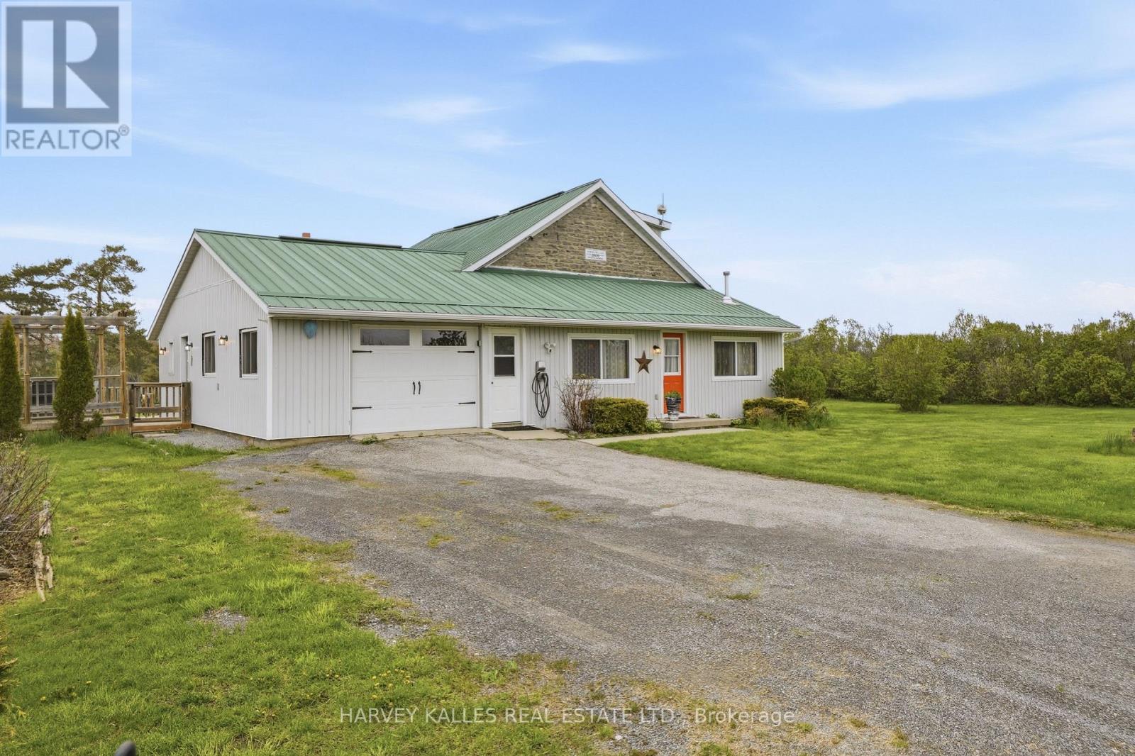 8 School House Road, Prince Edward County, Ontario K0K 2P0 - Photo 2 - X13141176