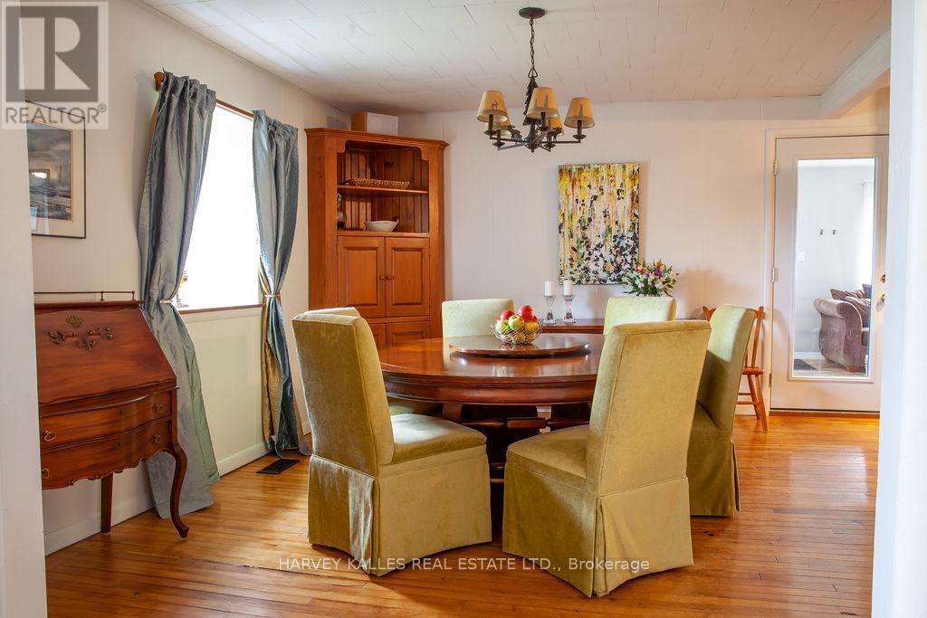 8 School House Road, Prince Edward County, Ontario K0K 2P0 - Photo 4 - X13141176
