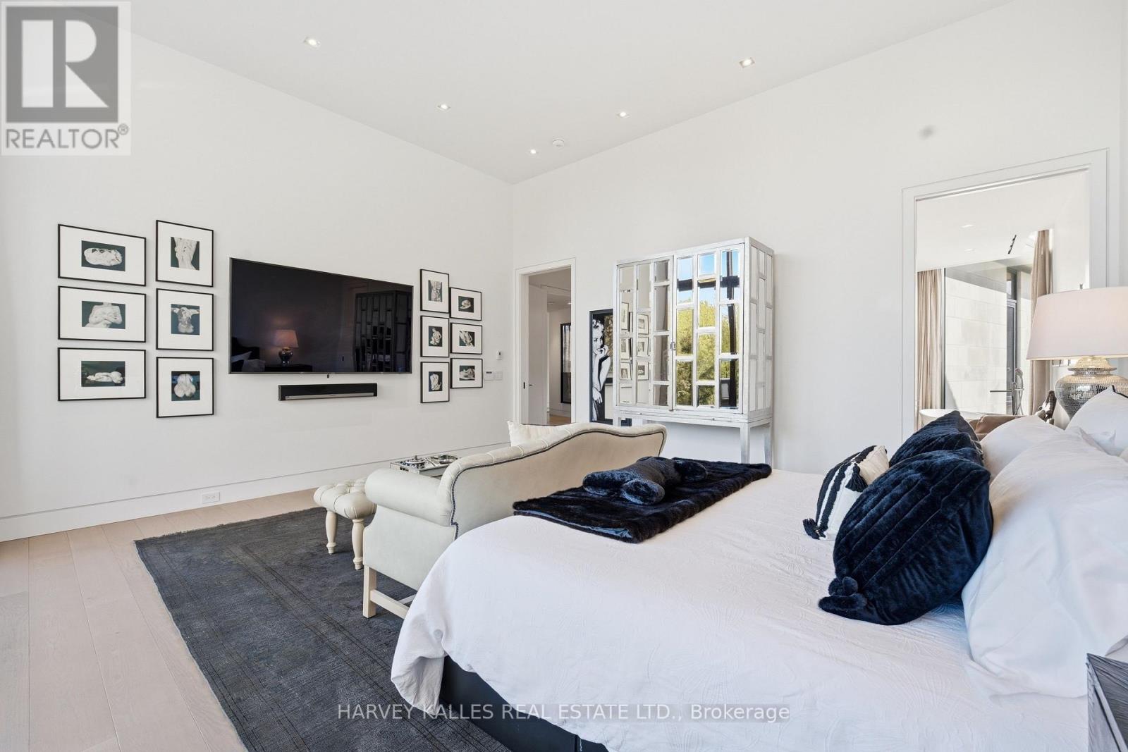 43 Hillholm Road, Toronto, Ontario  M5P 1M4 - Photo 18 - C13142106