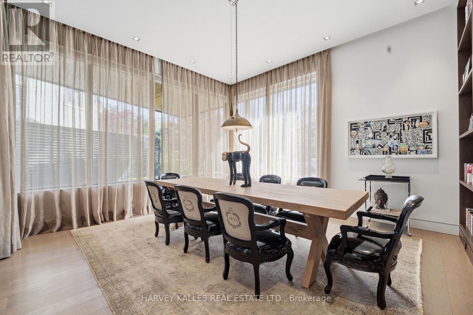 43 Hillholm Road, Toronto, Ontario  M5P 1M4 - Photo 6 - C13142106