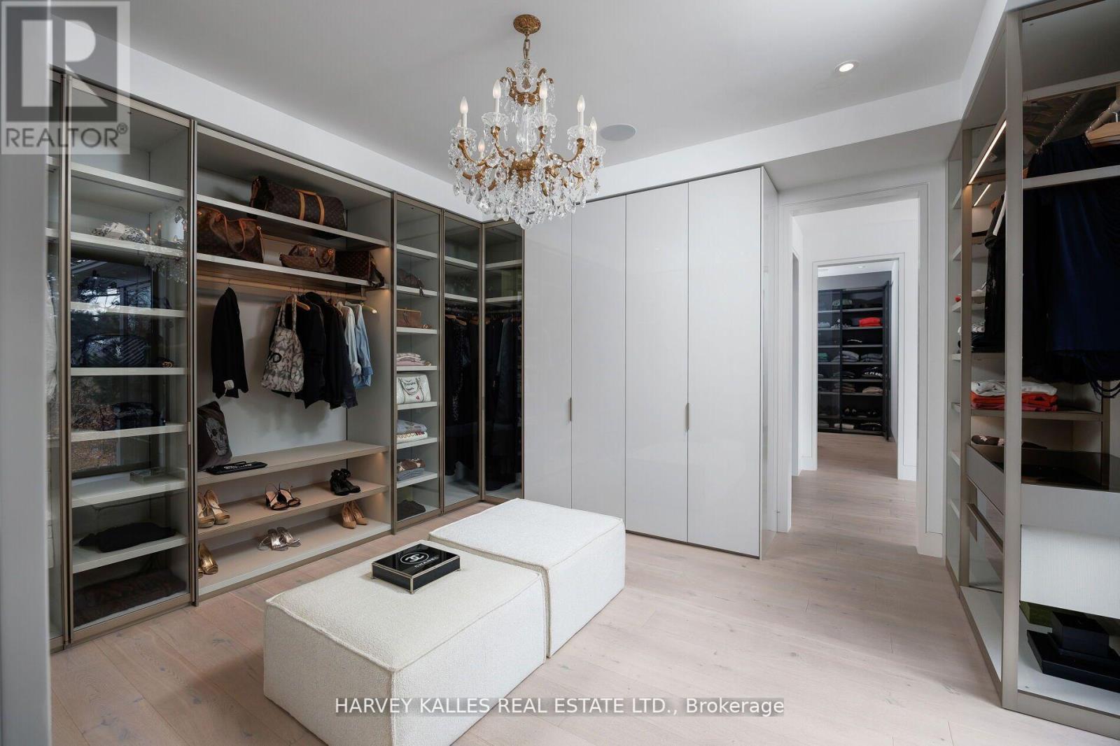 5 Dewbourne Avenue, Toronto, Ontario  M5P 1Z1 - Photo 28 - C13142424