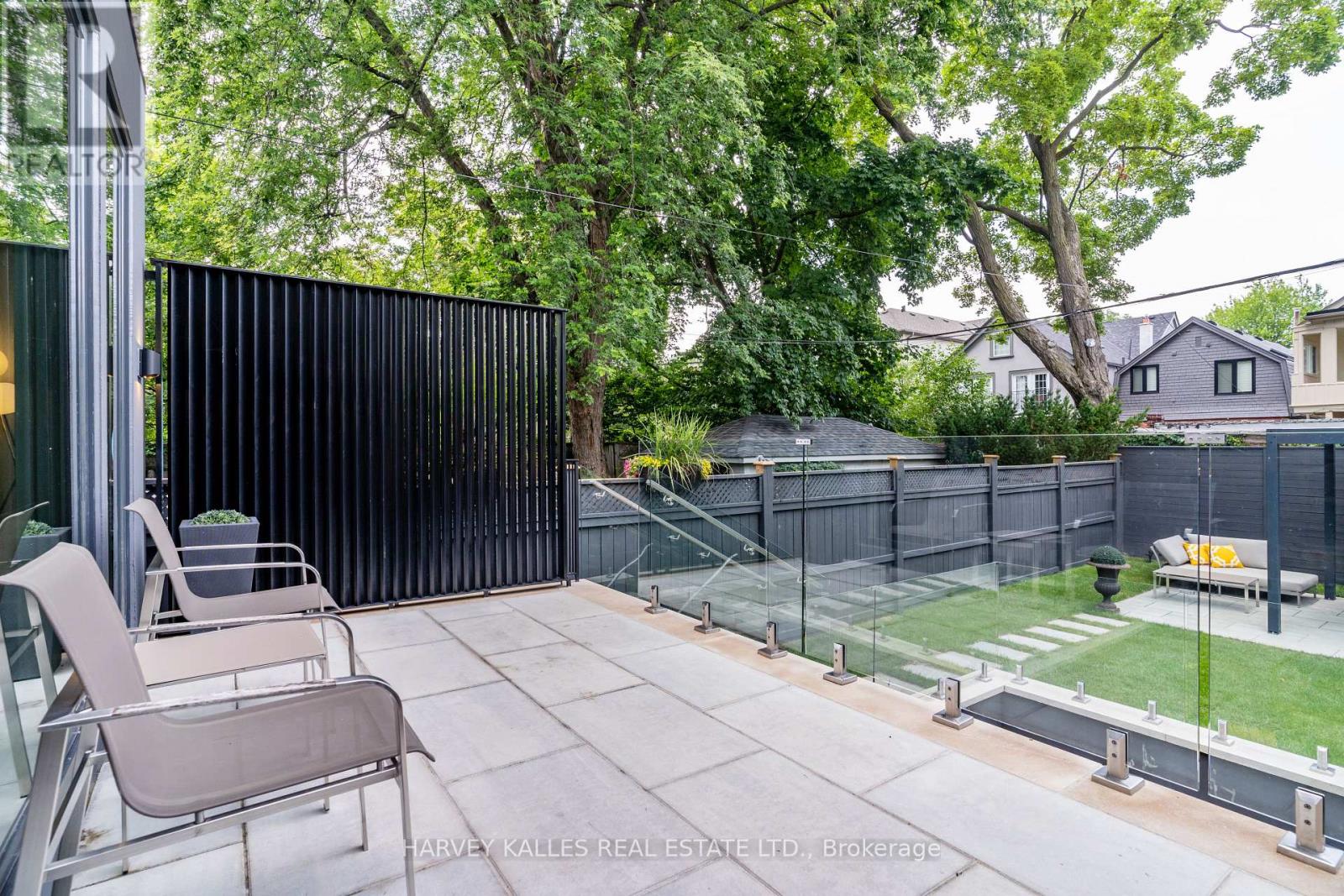 305 Glen Road, Toronto, Ontario  M4W 2X4 - Photo 10 - C13142766