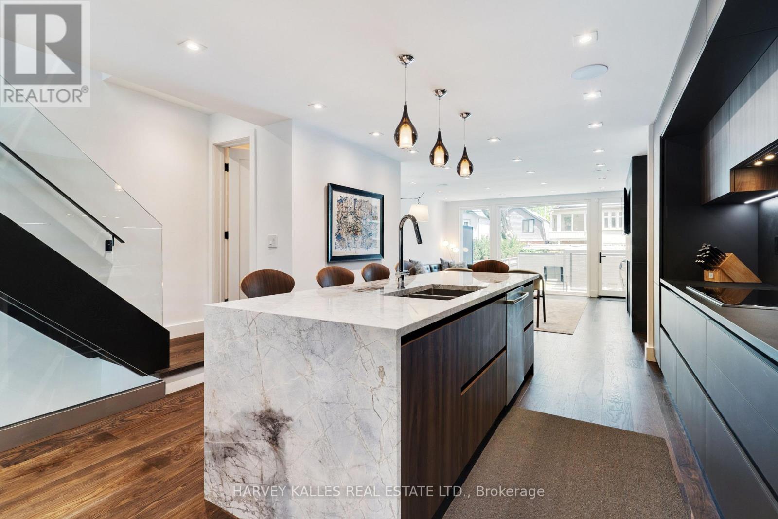 305 Glen Road, Toronto, Ontario  M4W 2X4 - Photo 13 - C13142766
