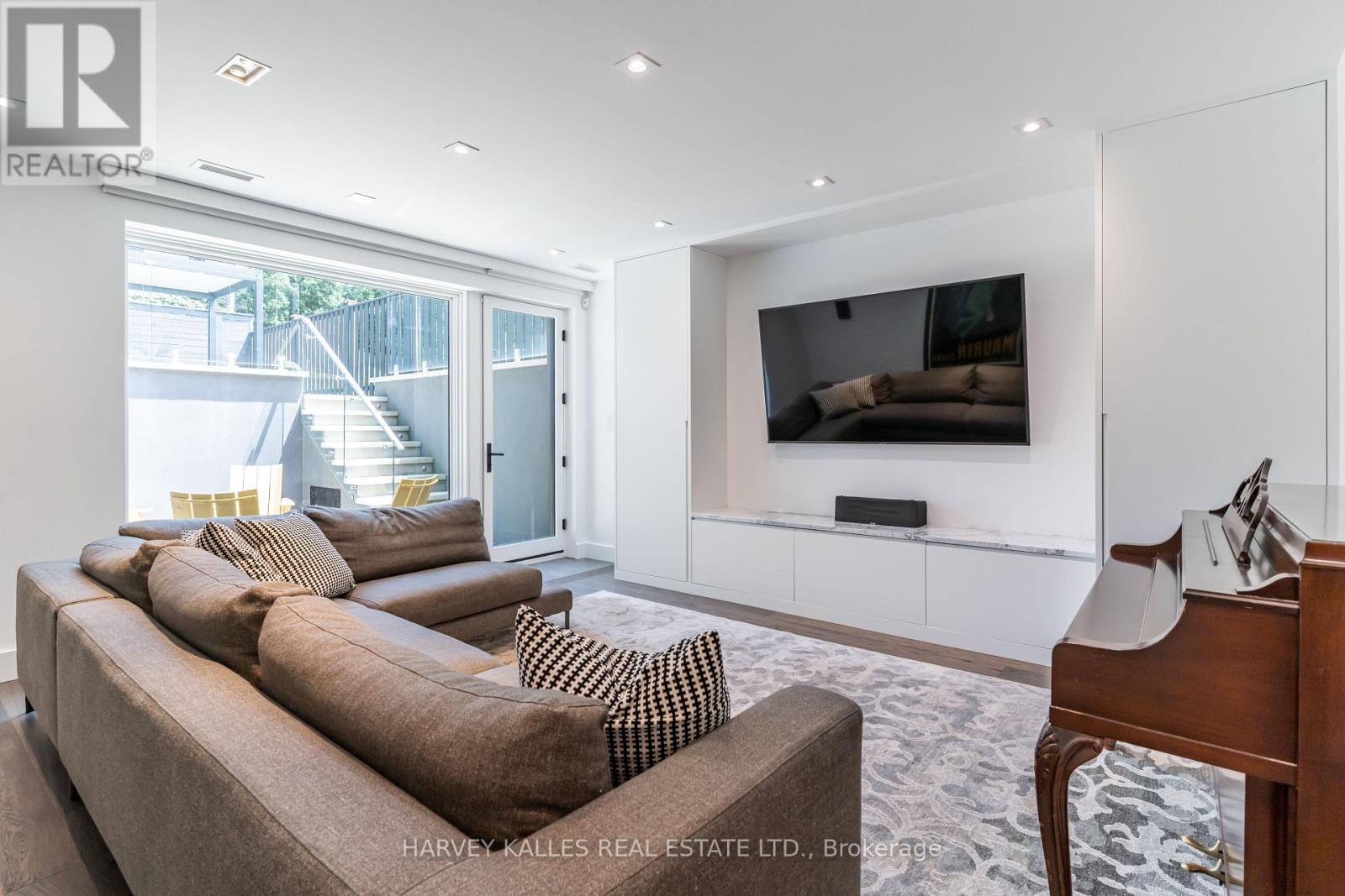 305 Glen Road, Toronto, Ontario  M4W 2X4 - Photo 35 - C13142766