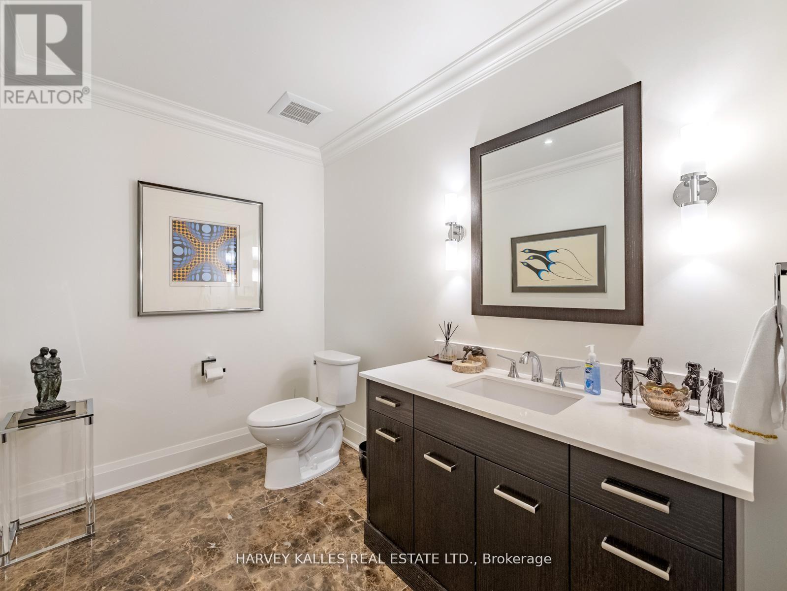 2460a Bayview Avenue, Toronto, Ontario M2L 0A3 - Photo 7 - C13145610