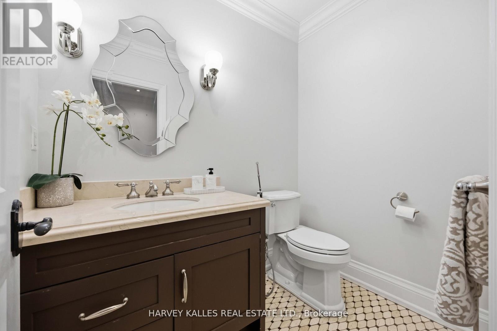 27 Ashley Park Road, Toronto, Ontario M9A 4C9 - Photo 16 - W13146672