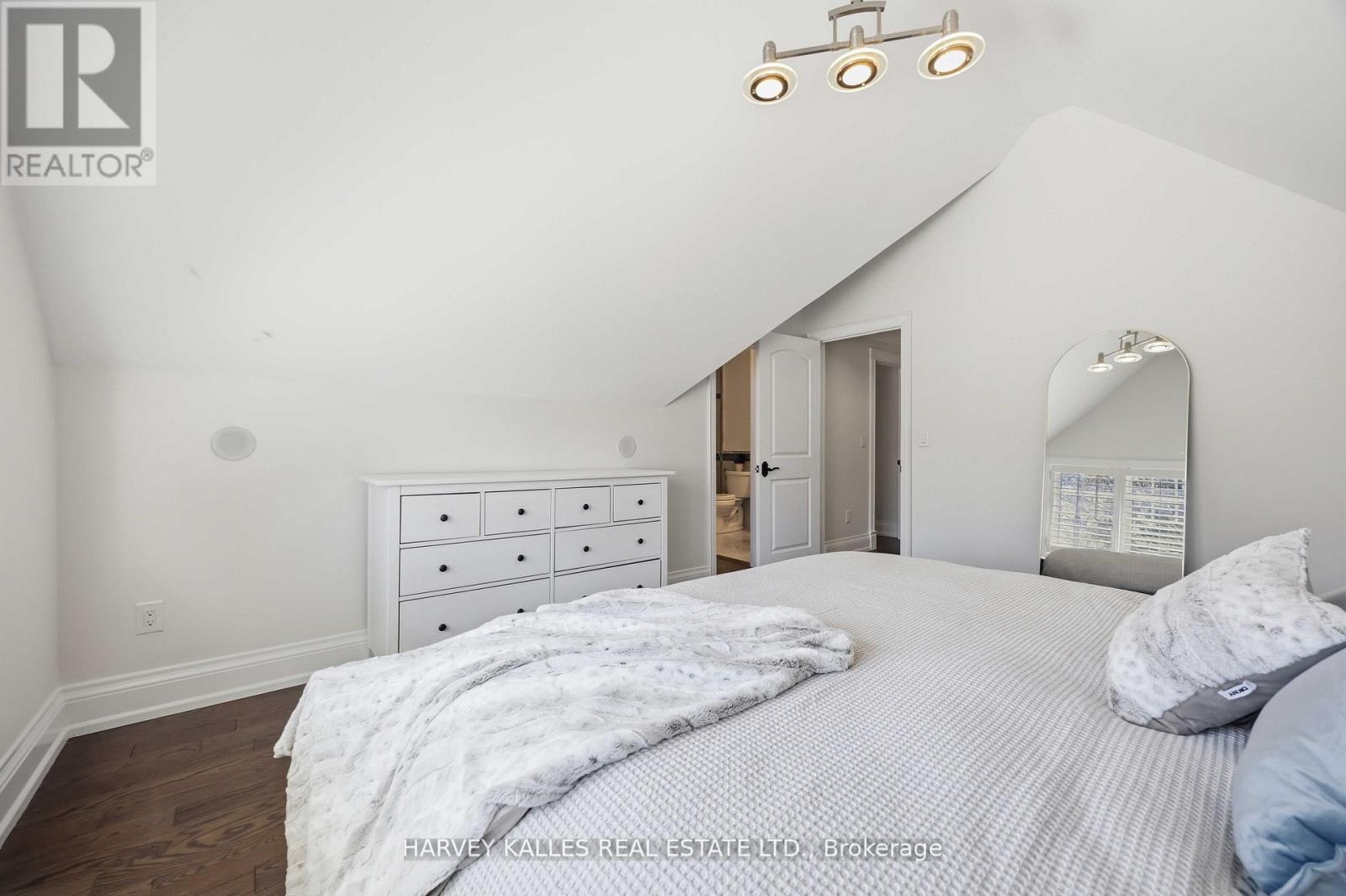 27 Ashley Park Road, Toronto, Ontario M9A 4C9 - Photo 24 - W13146672