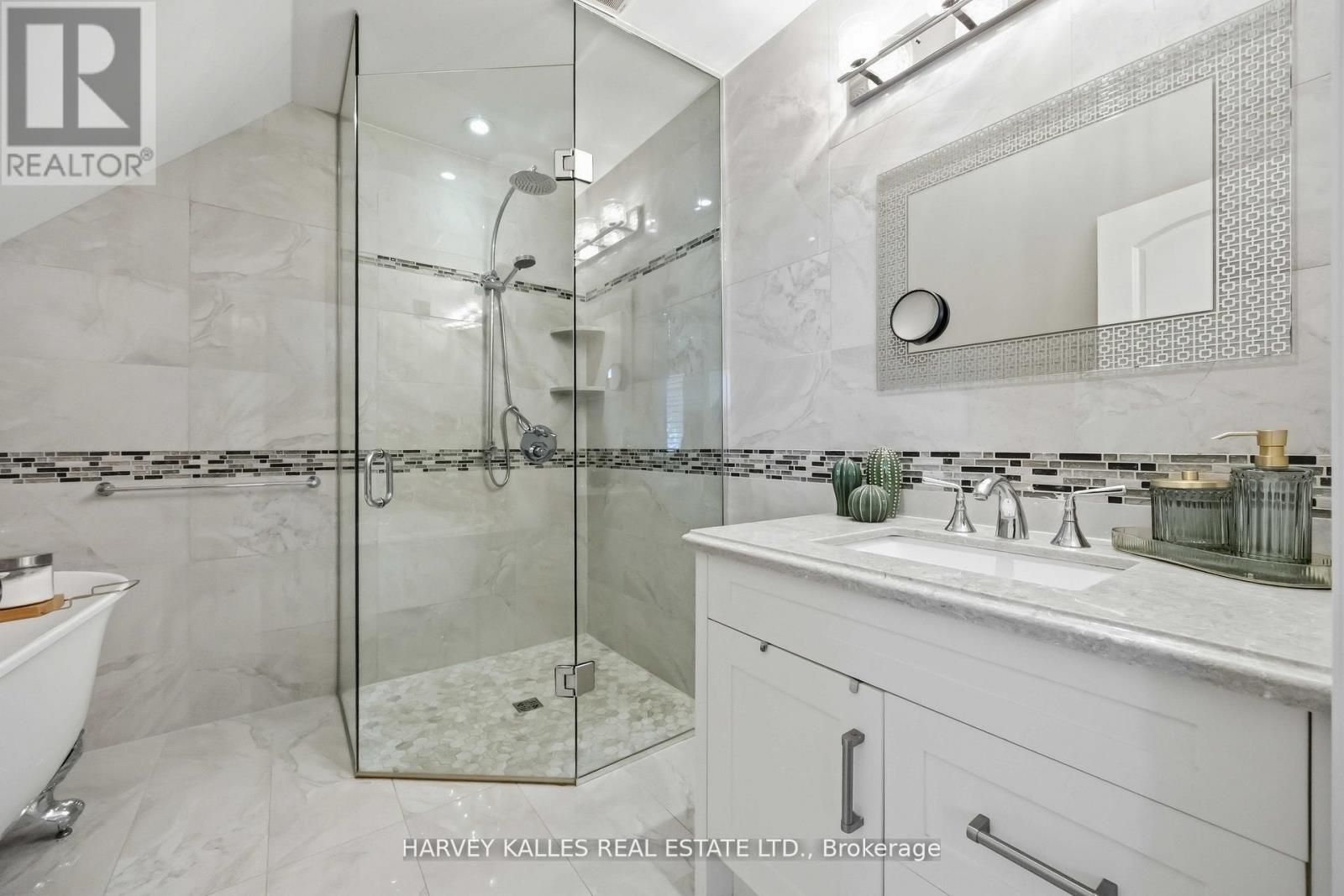 27 Ashley Park Road, Toronto, Ontario M9A 4C9 - Photo 28 - W13146672