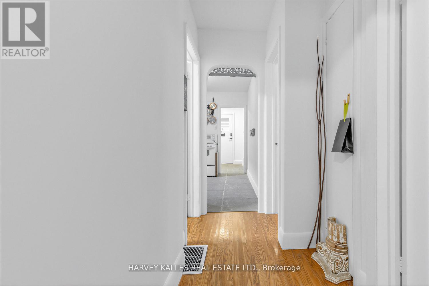 246 Burnett Avenue, Toronto, Ontario  M2N 1V8 - Photo 17 - C13148476