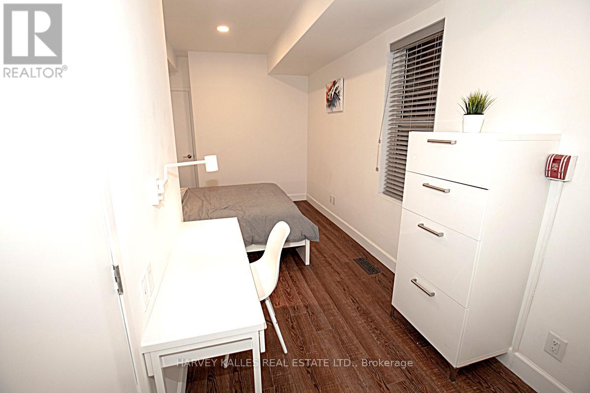 210 Gerrard Street E, Toronto, Ontario M5A 2E6 - Photo 36 - C13152164