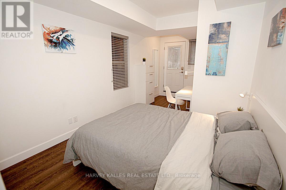 210 Gerrard Street E, Toronto, Ontario M5A 2E6 - Photo 37 - C13152164