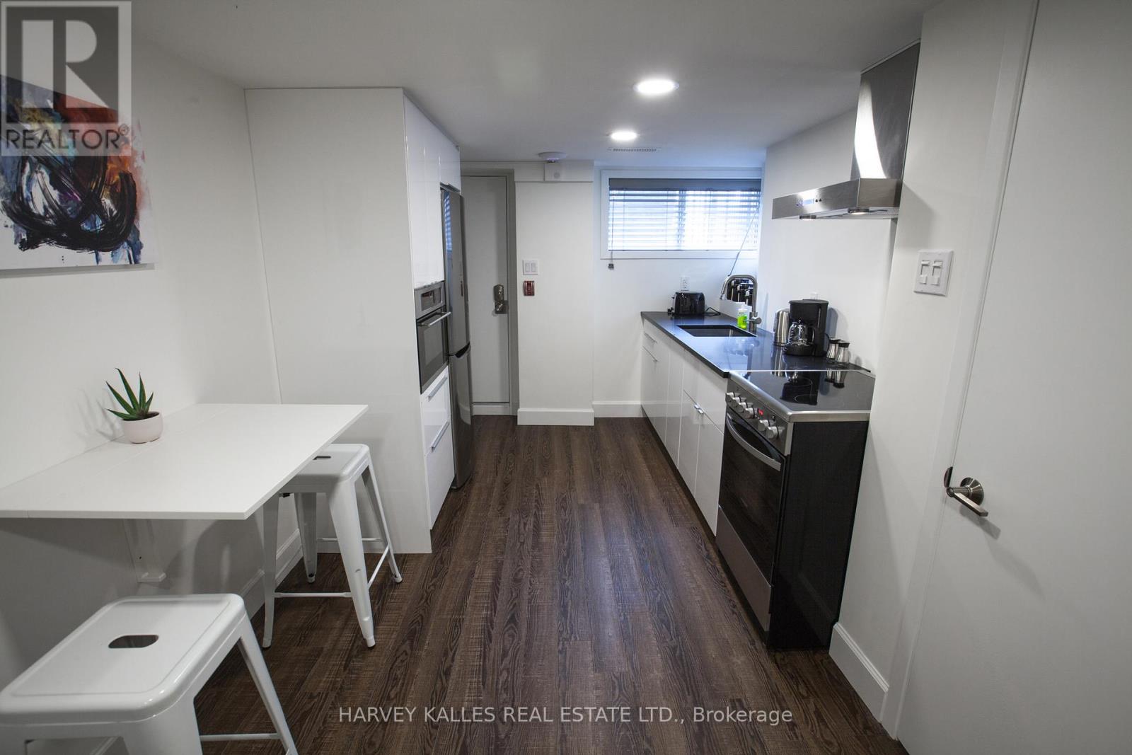 210 Gerrard Street E, Toronto, Ontario M5A 2E6 - Photo 33 - C13152204