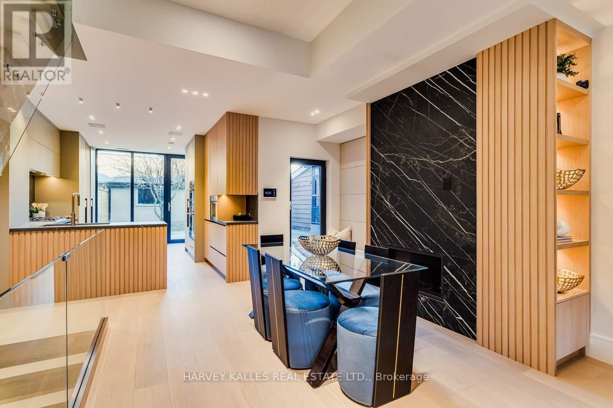 179 Palmerston Avenue, Toronto, Ontario  M6J 2J3 - Photo 10 - C13155380