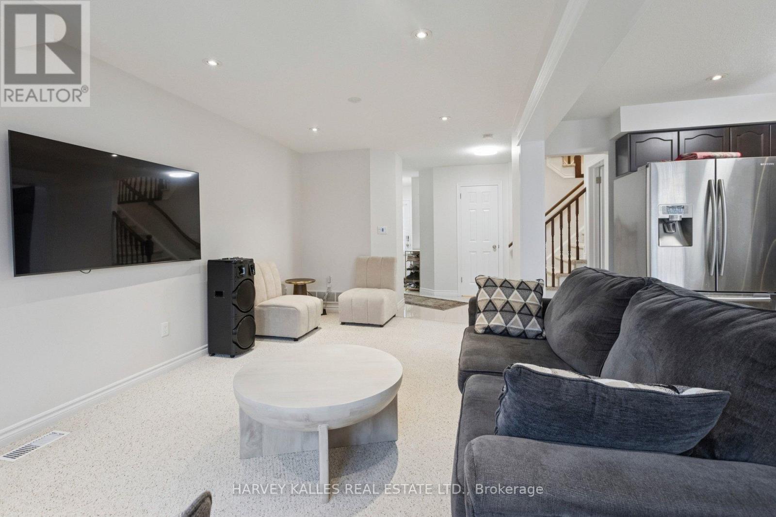 409 Tealby Crescent, Waterloo, Ontario N2J 4Y8 - Photo 8 - X13161324
