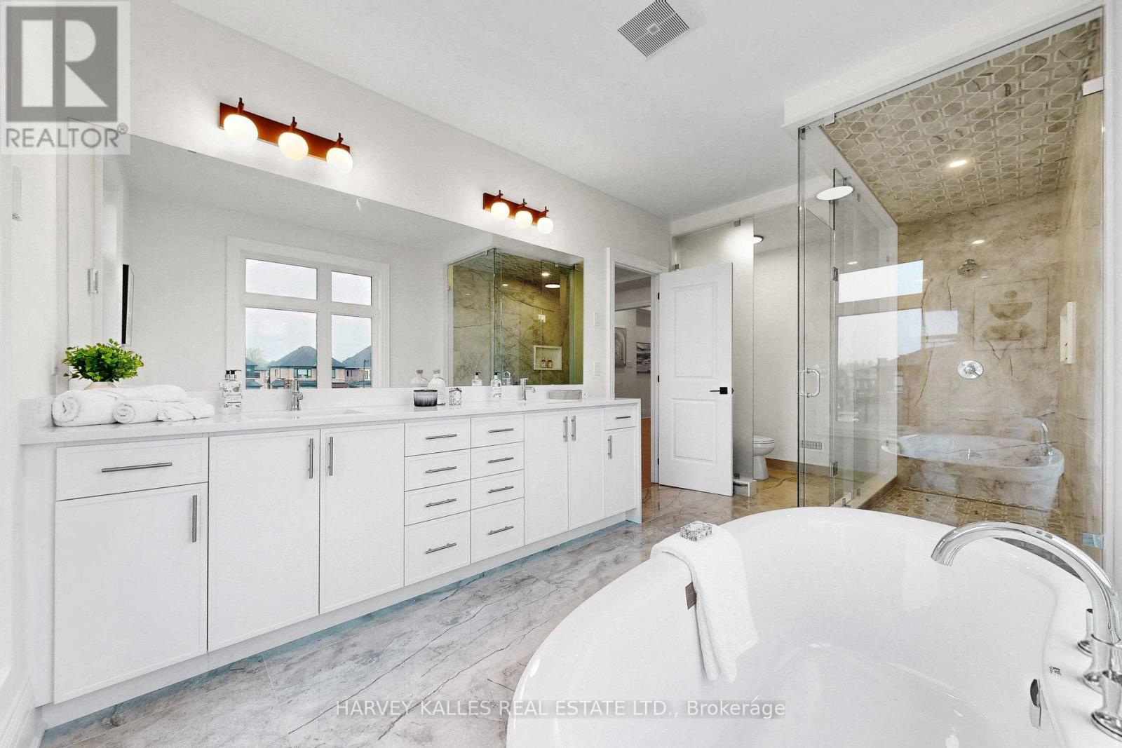107 Winthrop Crescent, Vaughan, Ontario  L3L 0E5 - Photo 24 - N13171452