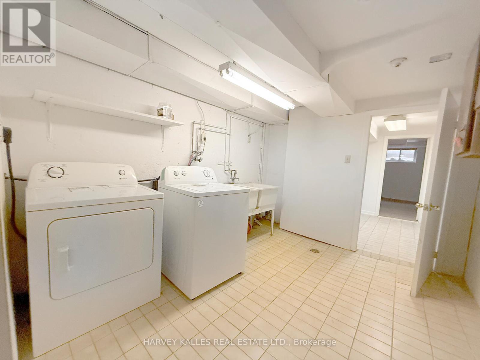 214 Dixon Road, Toronto, Ontario M9P 2M1 - Photo 19 - W13173808