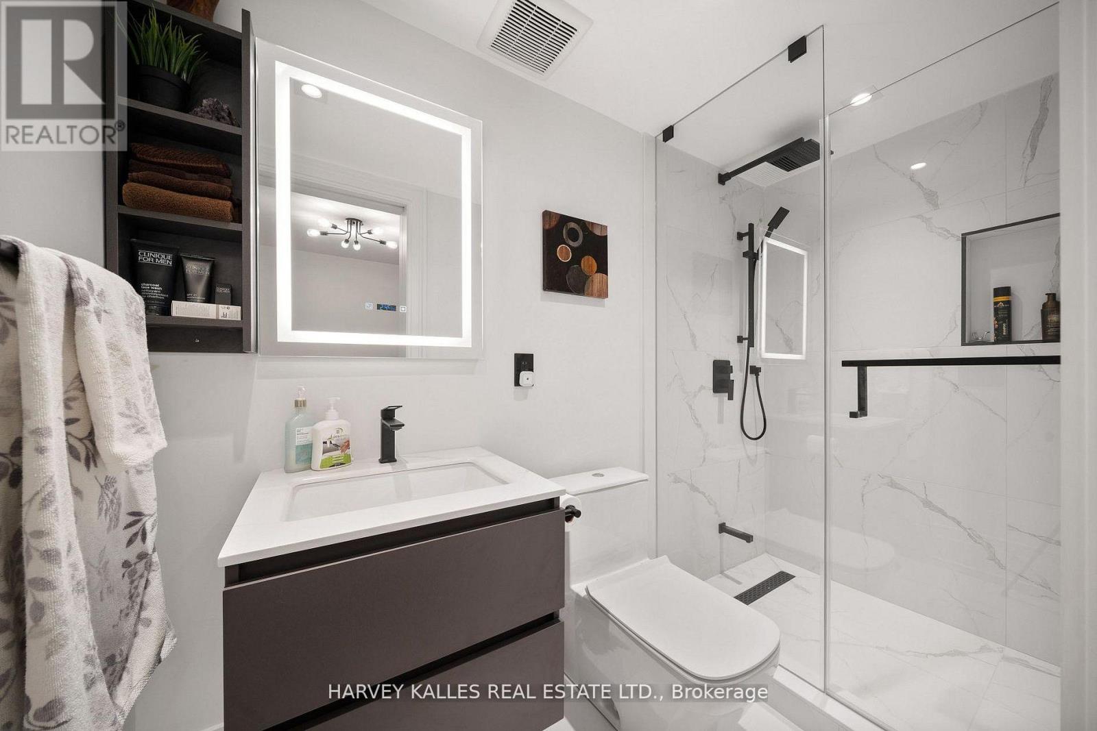 140 Sandringham Drive, Toronto, Ontario  M3H 1E3 - Photo 41 - C13175004