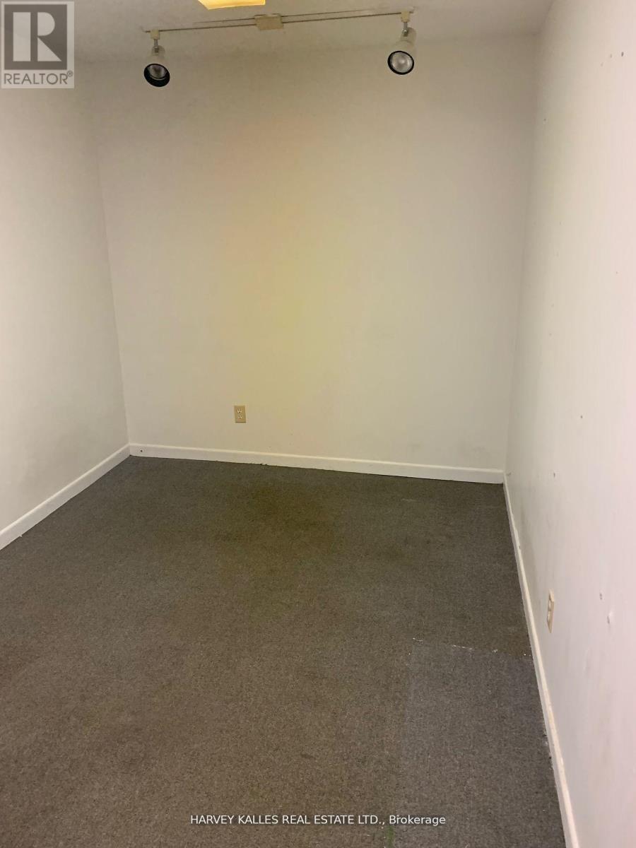 B100 - 258 Wilson Avenue, Toronto, Ontario M3H 1S6 - Photo 7 - C13176474