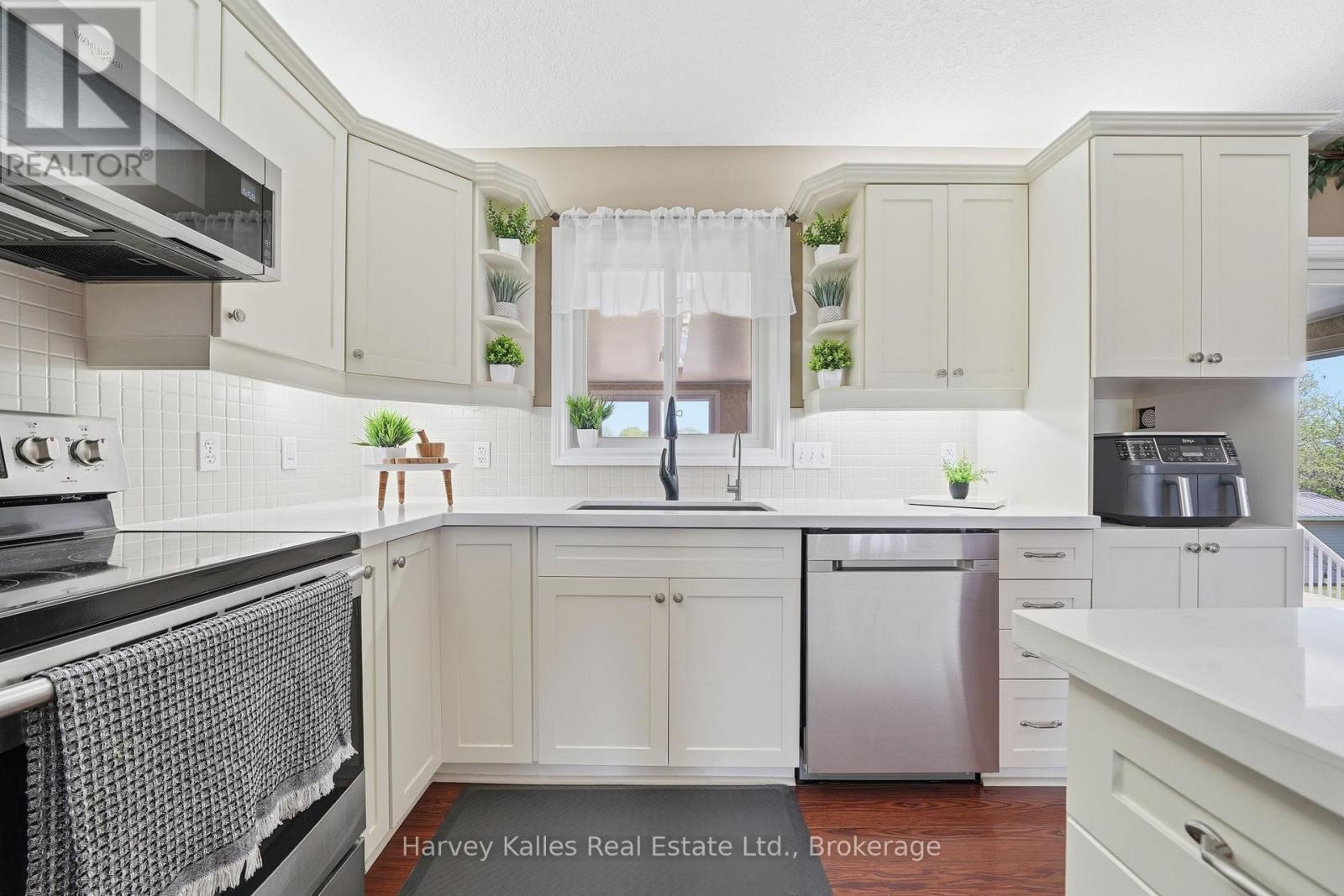 289 Kings Road, Prince Edward County, Ontario K0K 1P0 - Photo 10 - X13176668