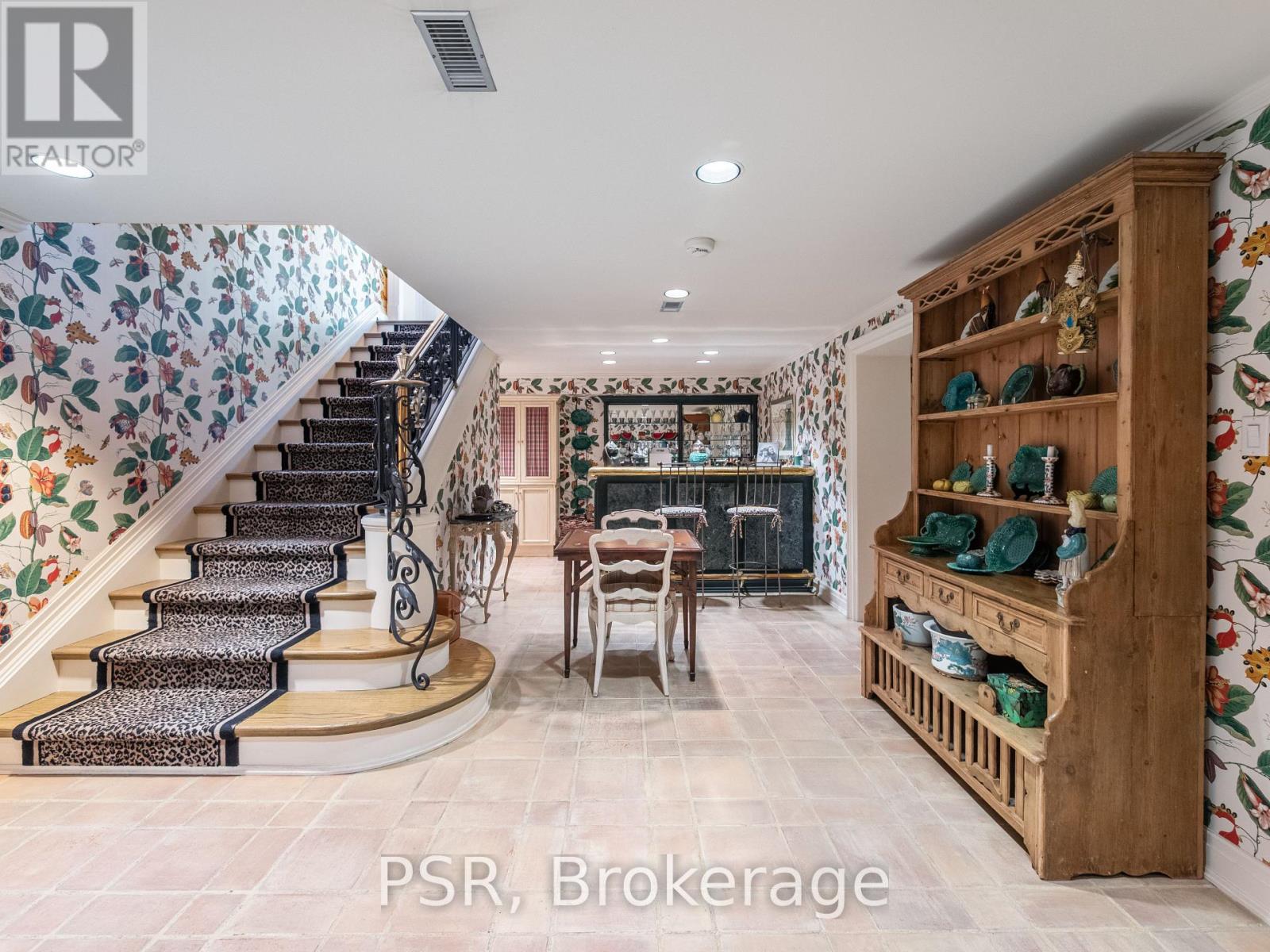 94 Dunvegan Road, Toronto, Ontario M4V 2P7 - Photo 28 - C13184614