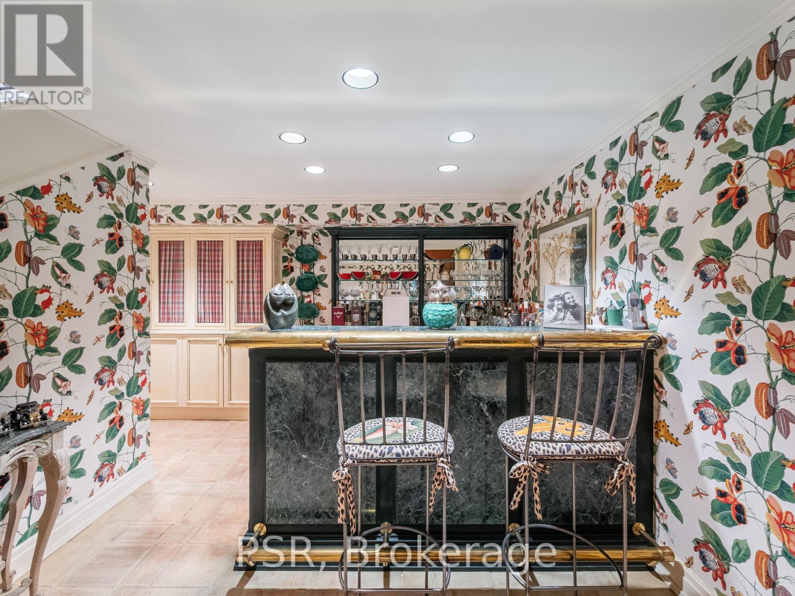 94 Dunvegan Road, Toronto, Ontario M4V 2P7 - Photo 29 - C13184614