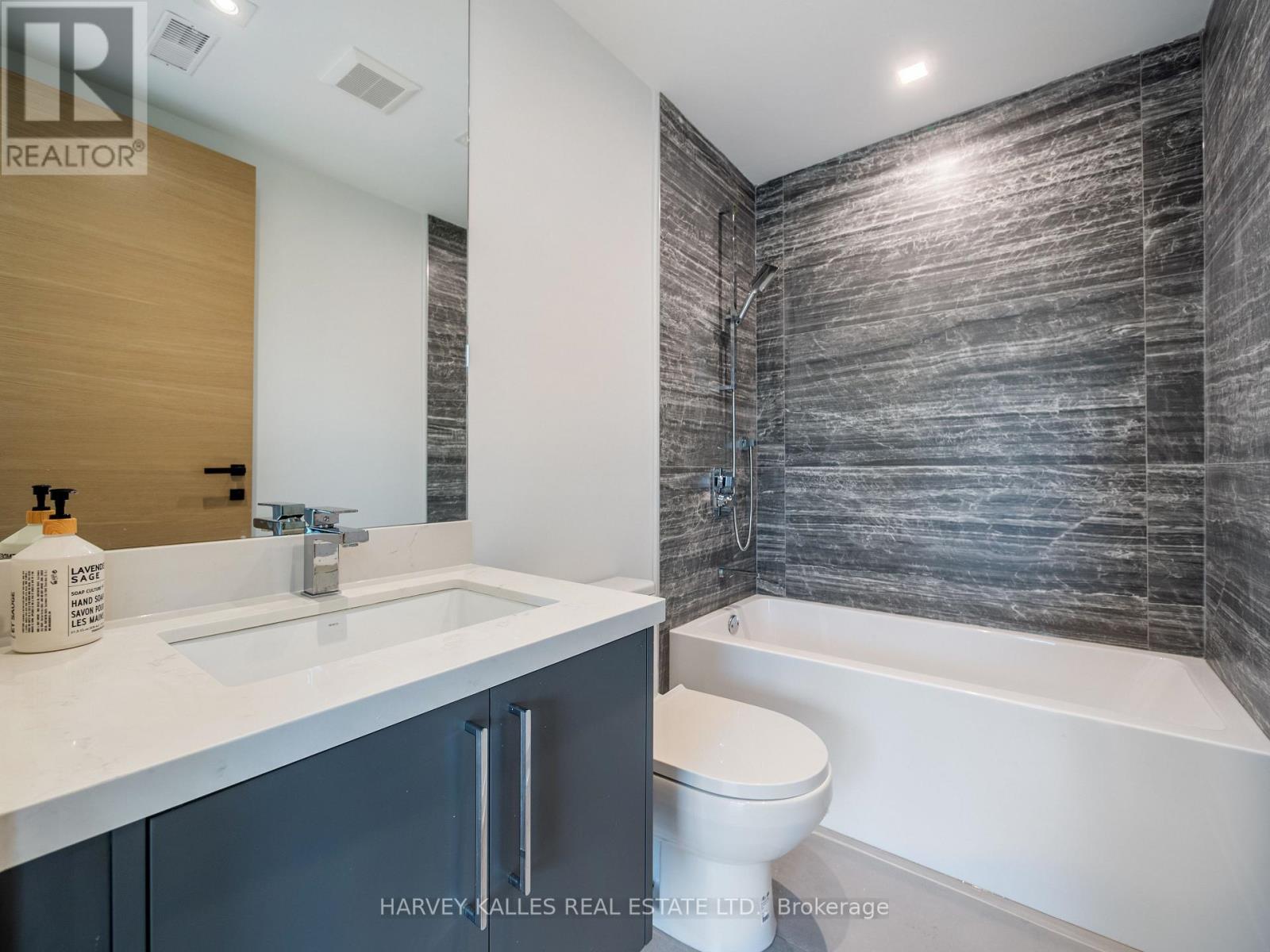 585 Bedford Park Avenue, Toronto, Ontario  M5M 1K4 - Photo 34 - C13199882