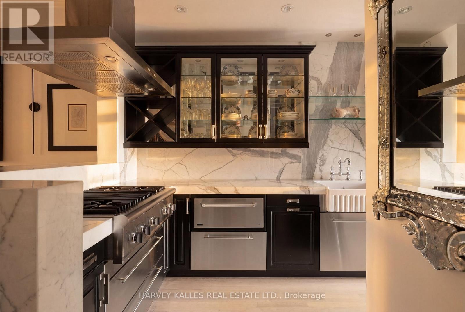 21 - 260 Russell Hill Road, Toronto, Ontario M4V 2T3 - Photo 6 - C13203512