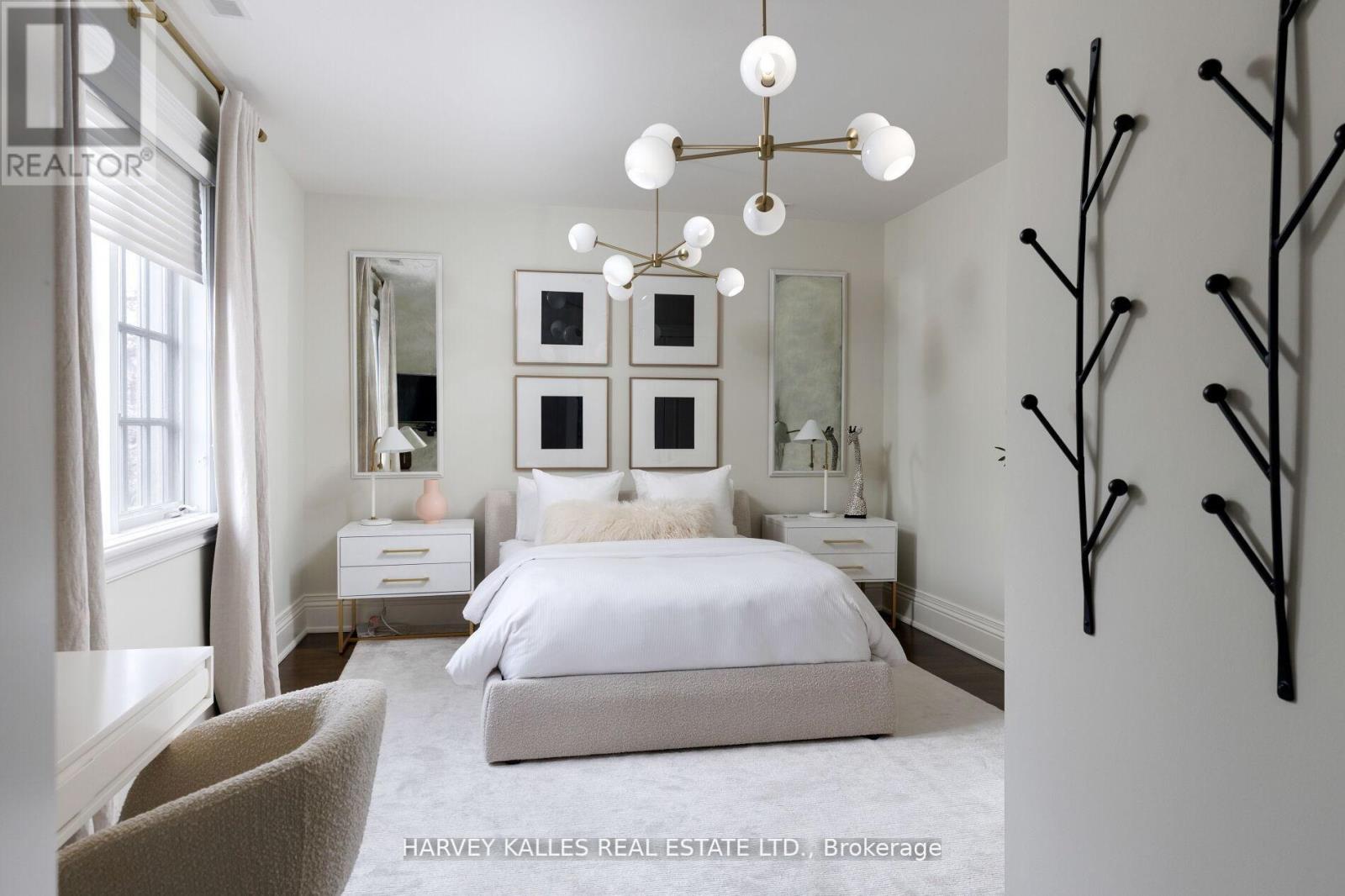 215 Dunvegan Road, Toronto, Ontario M5P 2P2 - Photo 35 - C13211206