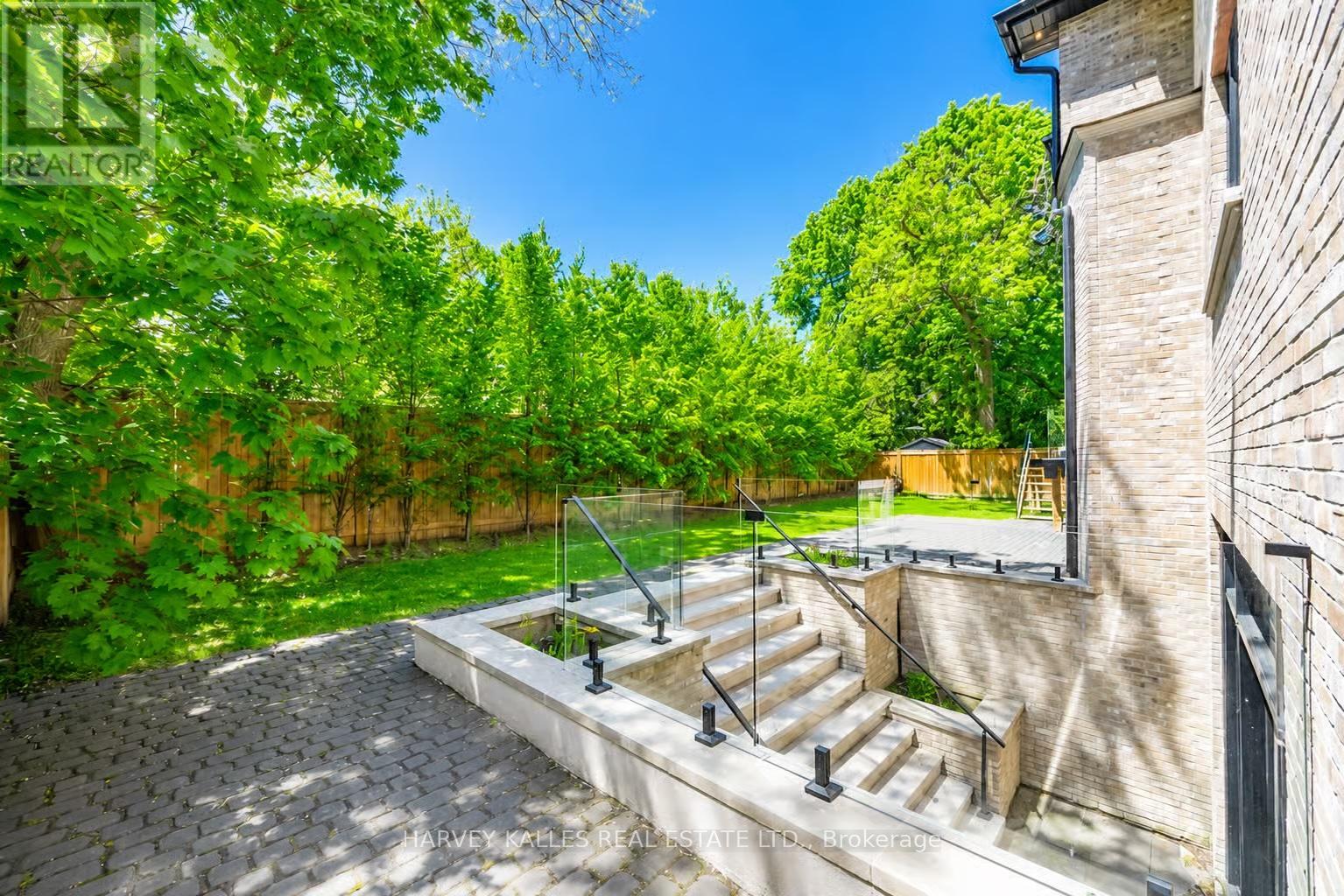 73 Lord Seaton Road, Toronto, Ontario M2P 1K6 - Photo 17 - C13211234