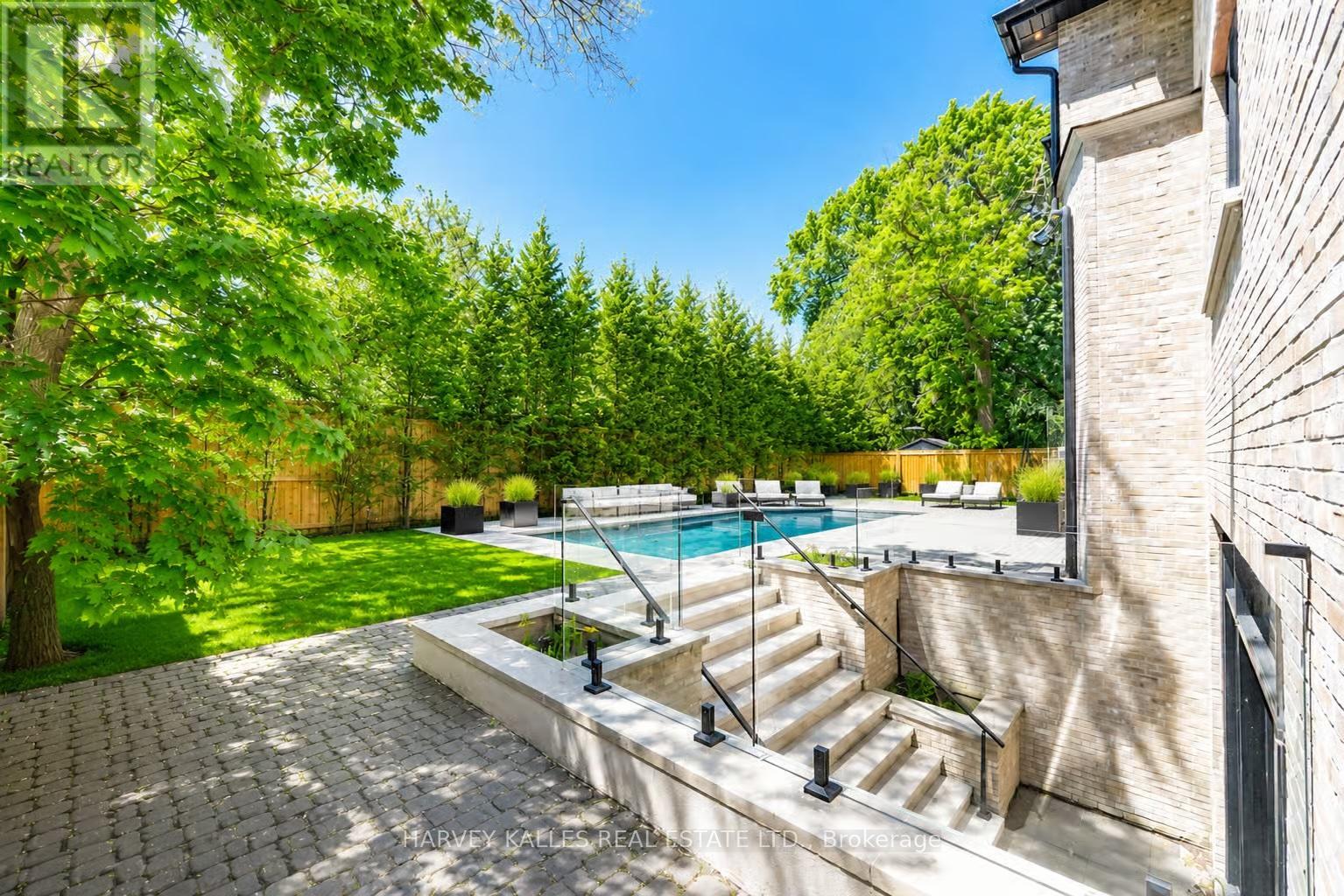 73 Lord Seaton Road, Toronto, Ontario M2P 1K6 - Photo 18 - C13211234
